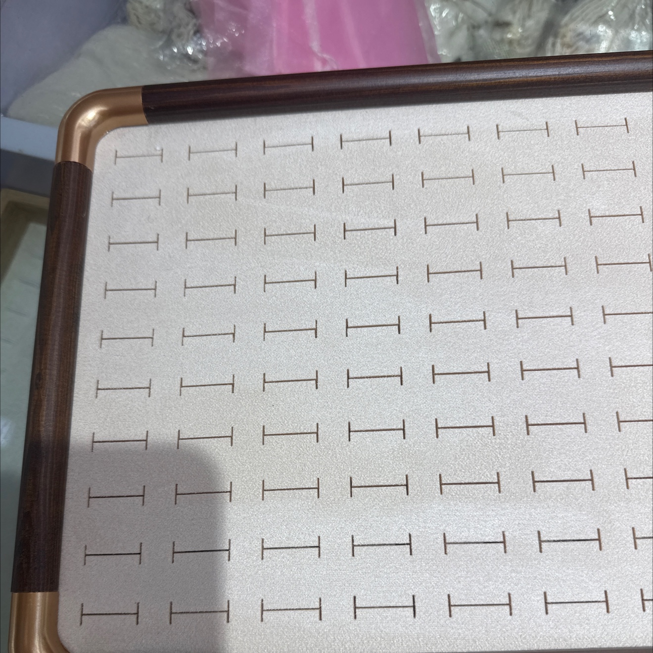 金边胡桃木百位戒指盘，米色绒布35*24*3 cm项链架项链架项链架项链架饰品架细节图