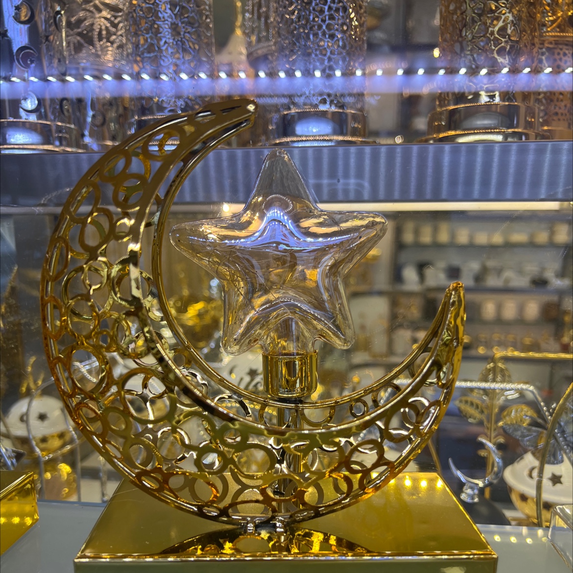 陶瓷工艺品实物图