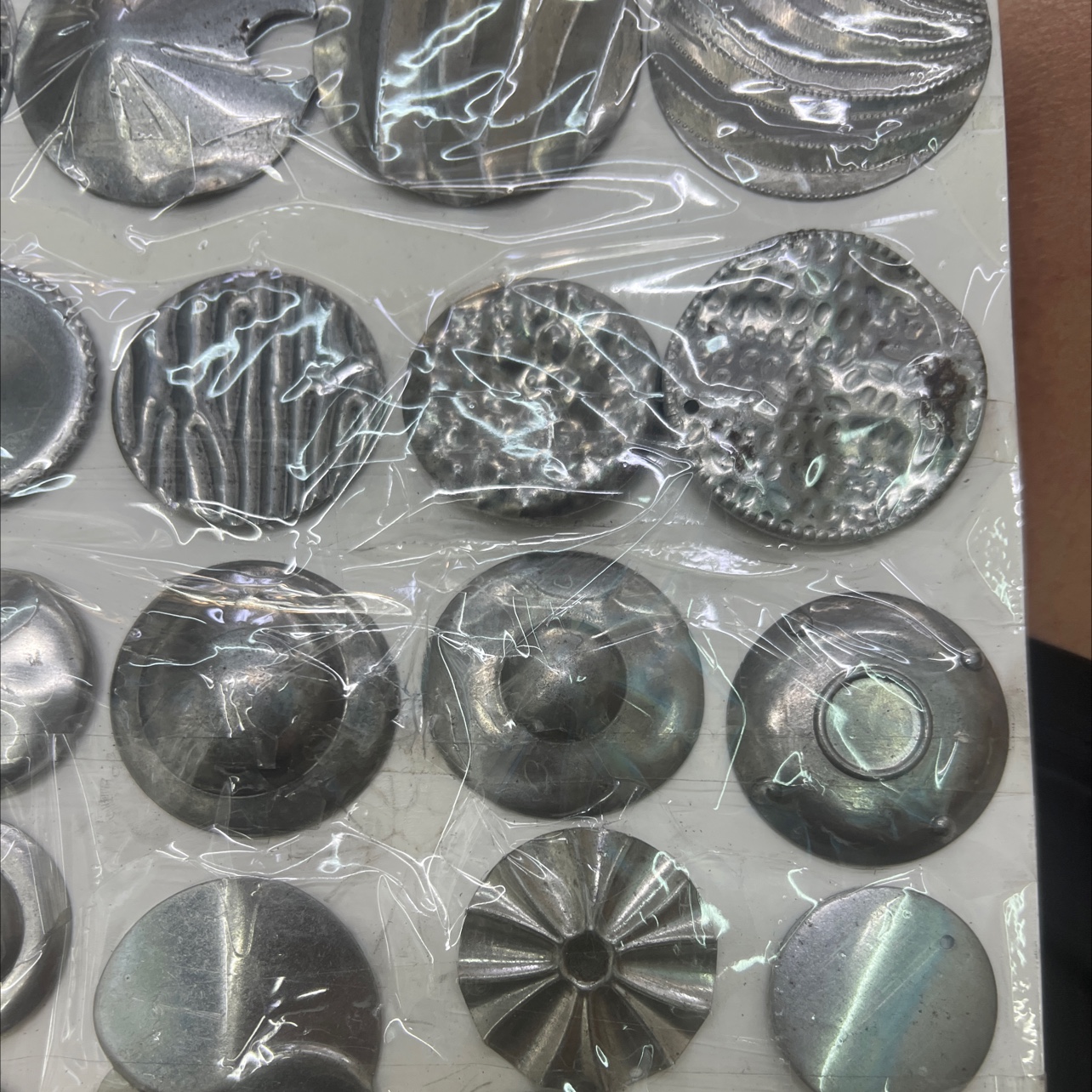 Direct sales from hardware accessories manufacturers