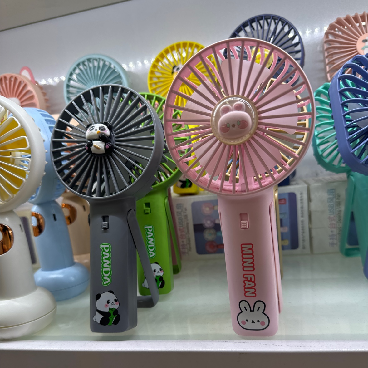 夏季便携USB风扇学生挂脖户外小风扇加湿器多功能桌面静音风扇适用户外旅行办公