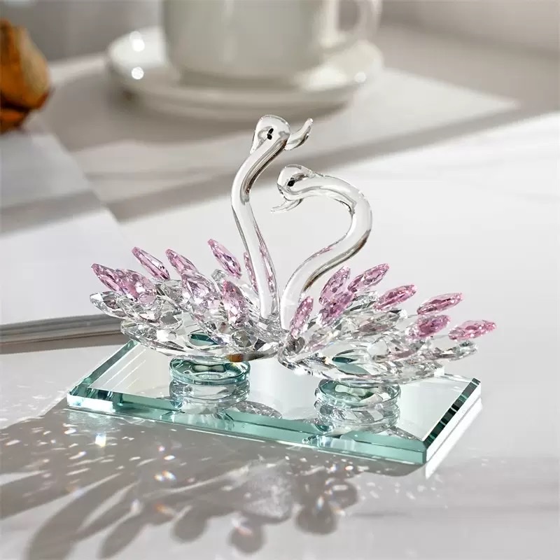 Factory direct sales of polished crystal swan home decorations, wedding supplies, counter display of handicrafts, source factory detail image 2