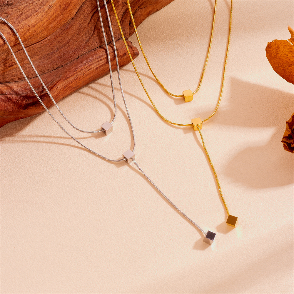 Fashionable design sense stainless steel titanium steel necklace tassel for women, stainless steel non-fading steel ball square tassel necklace Specification image