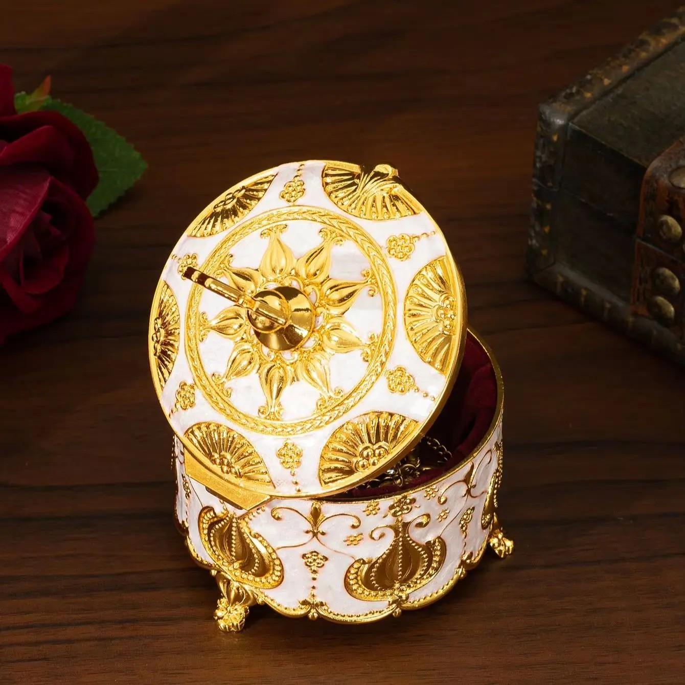 "Light luxury French jewelry box: Gold blue × gold white Meets romance ✨" gilded lines outline retro borders, velvet lining compartments for storage details Picture