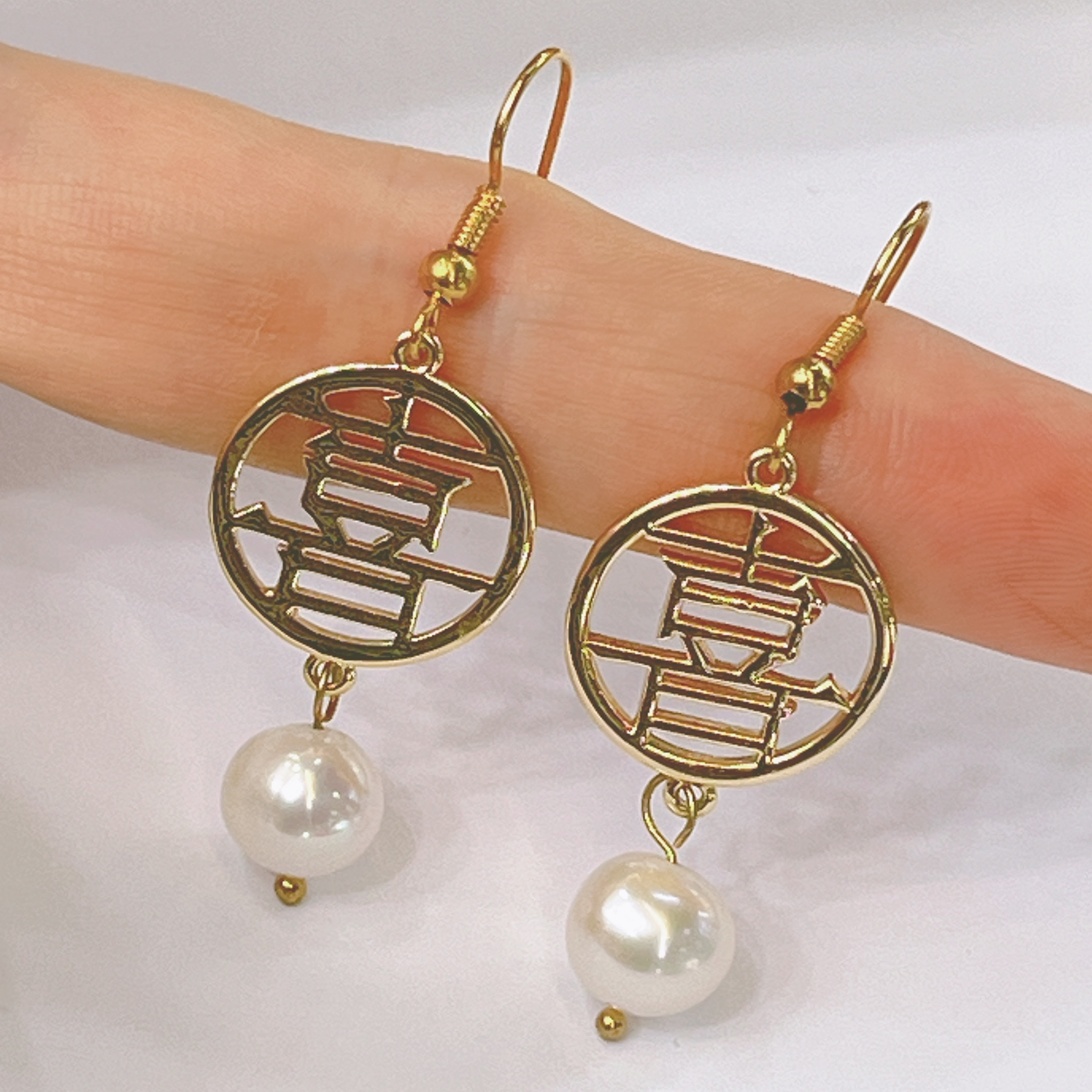 Yunyi Shijia Pearl Earrings with the character "Xi" for wedding jewelry wholesale and in stock