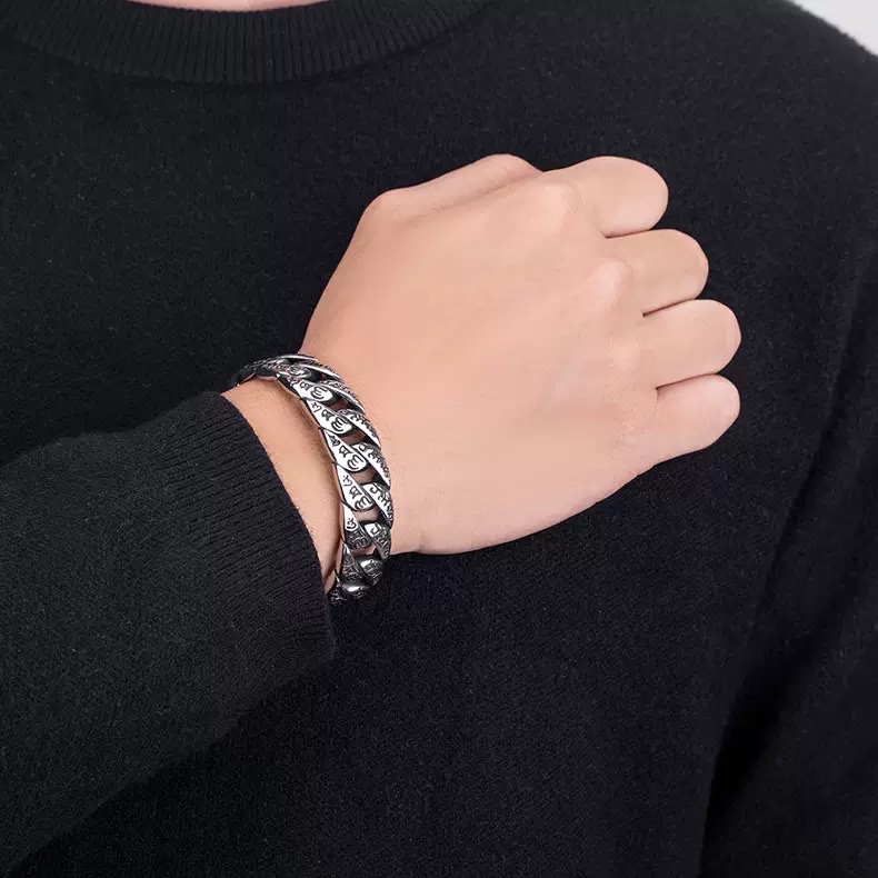 Dali men's bracelet, powerful bracelet, retro bracelet, trendy star's same style titanium steel men's bracelet, six-character mantra bracelet and jewelry wholesale detail image 5