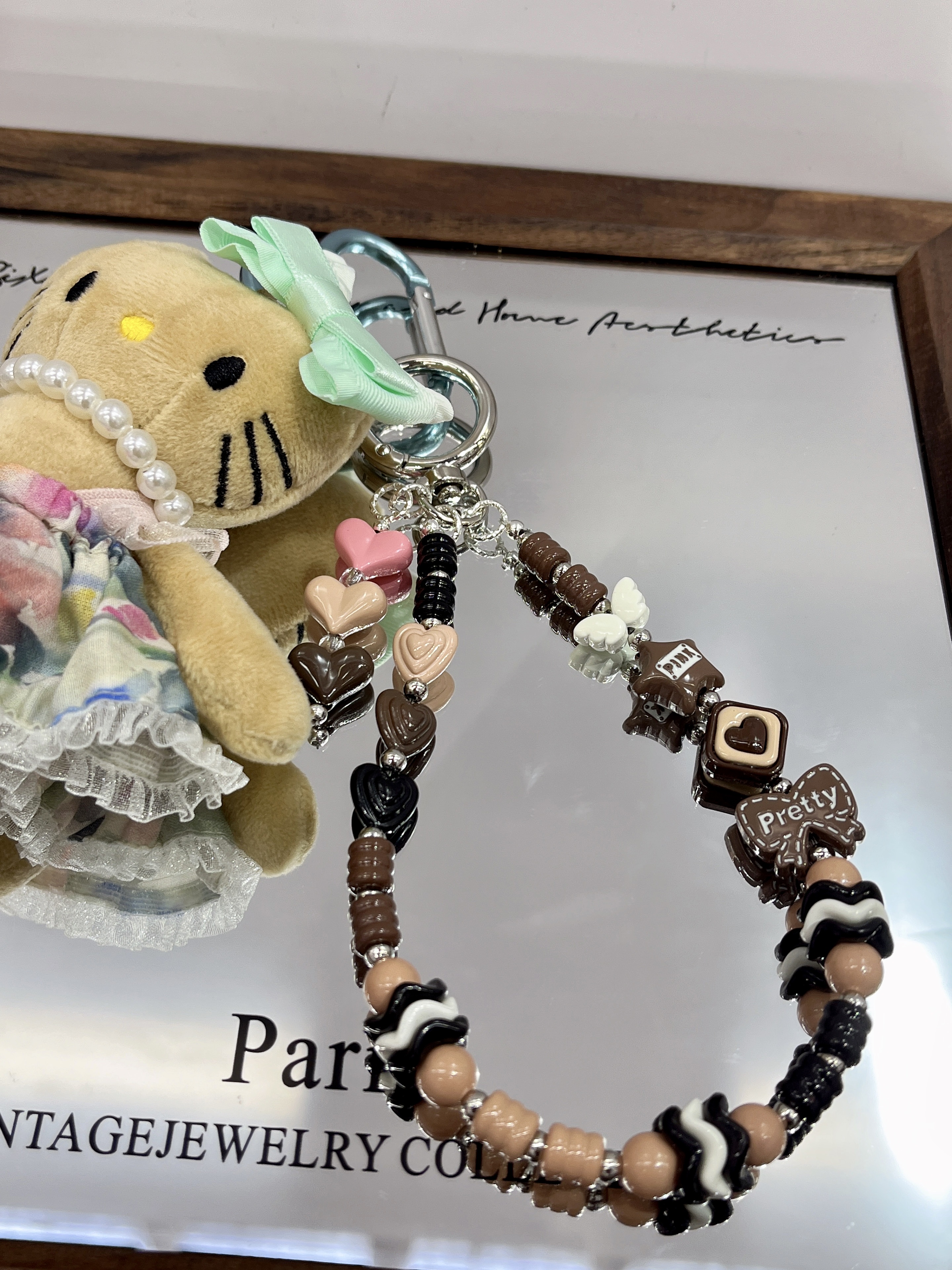 国潮外贸饰品热销 梅拉得色系新款咖色爱心配饰 DIY饰品项链手链耳饰配件