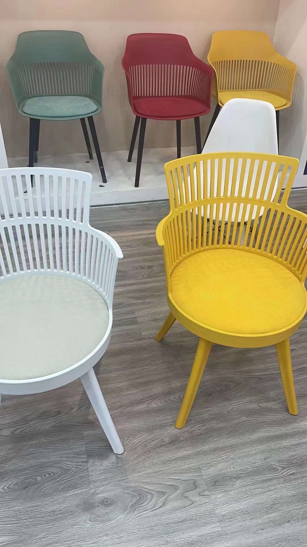 时尚竖条休闲咖啡厅椅子