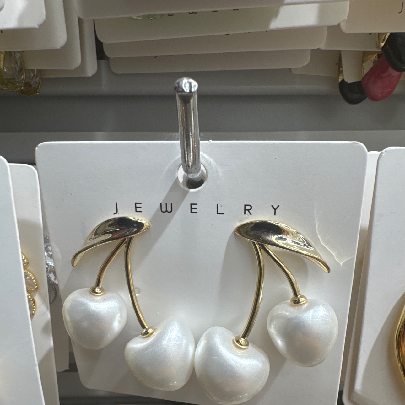 饰品耳饰珍珠耳环烧焊锆石耳环时尚气质简约百搭女款配饰品饰品产品图