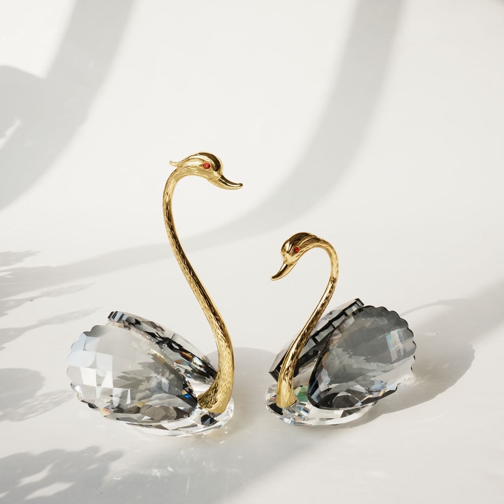 Crystal amethyst ornaments, crystal money tree square beads, Dubai perfume bottle decorations, home furnishings detail image 5