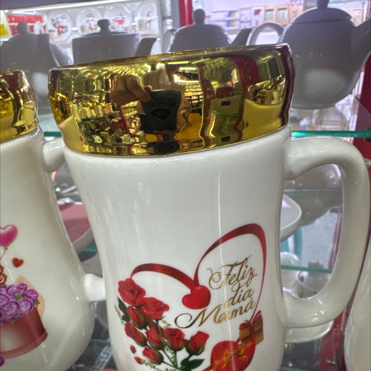 咖啡杯美好生活从这里开始开启，时尚潮流杯子，流行趋势生活向往美好生活喝上一杯，心情舒畅。陶瓷材料花面美丽，陶瓷