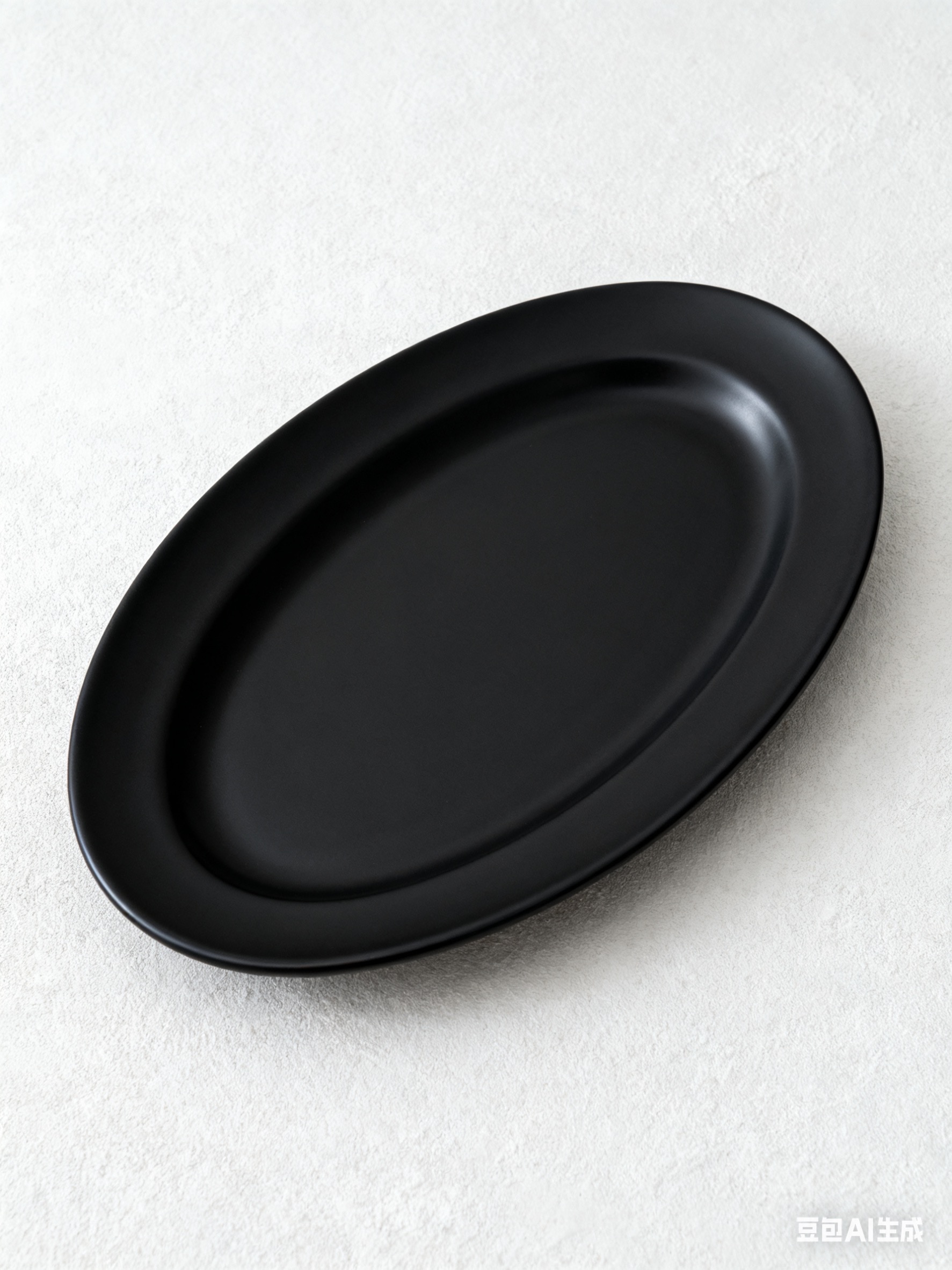 Black oval-shaped ceramic plates for home use, simple and creative vegetable plates, fish plates and salad plates