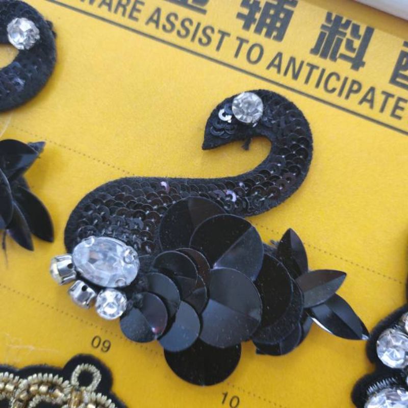 黑天鹅服装辅料纺织辅料