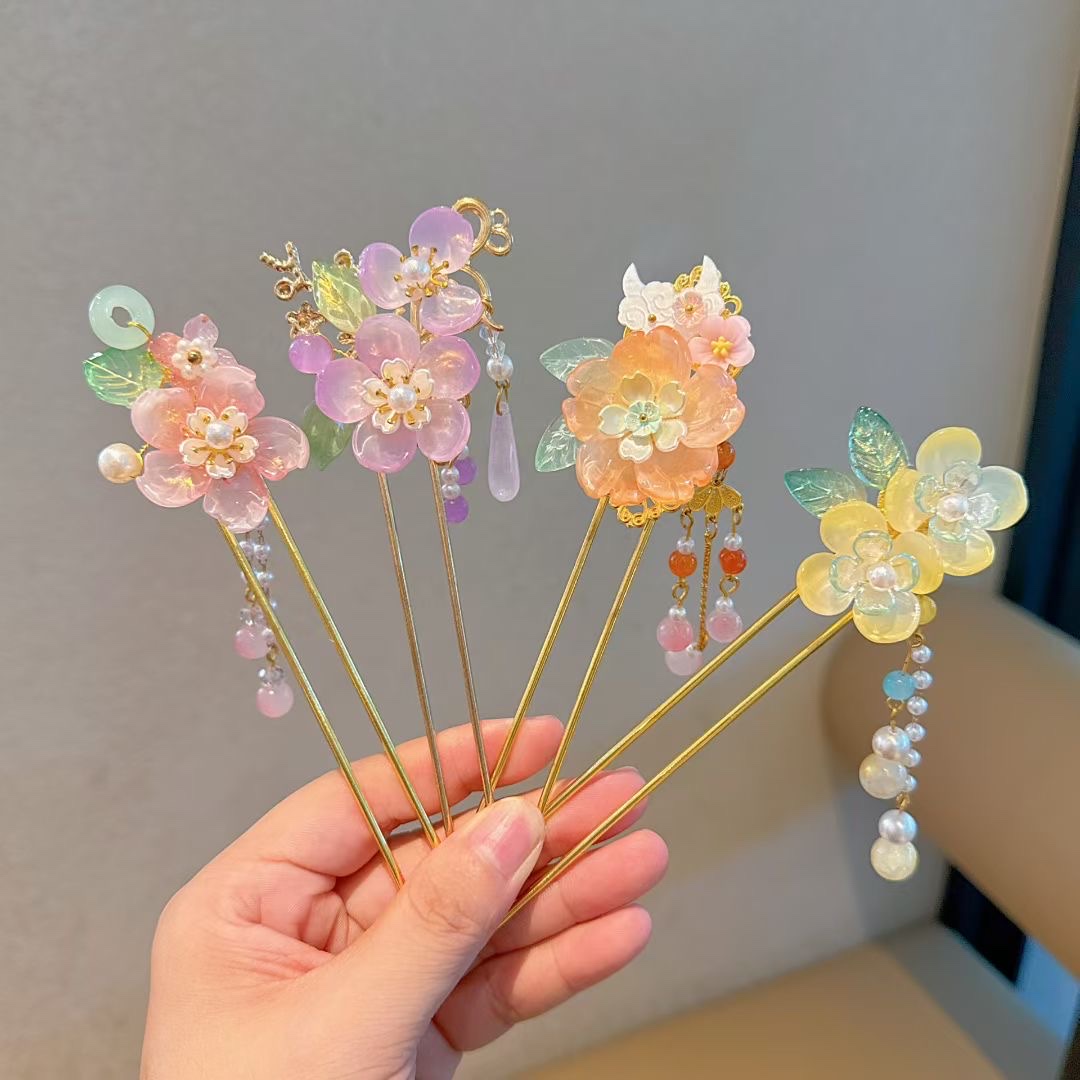 Children's ancient-style hair accessories, hairpins, clips, clips, children's summer cute hair accessories Application Scenario