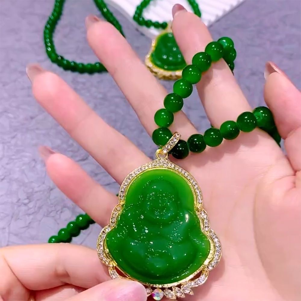 This autumn and winter collection features a green smiling Buddha sweater necklace, hoodie chain, and a unique design. It is a fashionable long accessory detail image 4