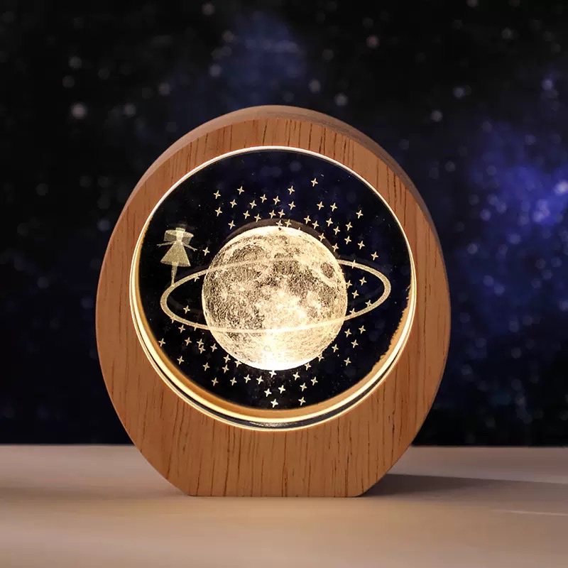 Round wooden-framed night light details Picture