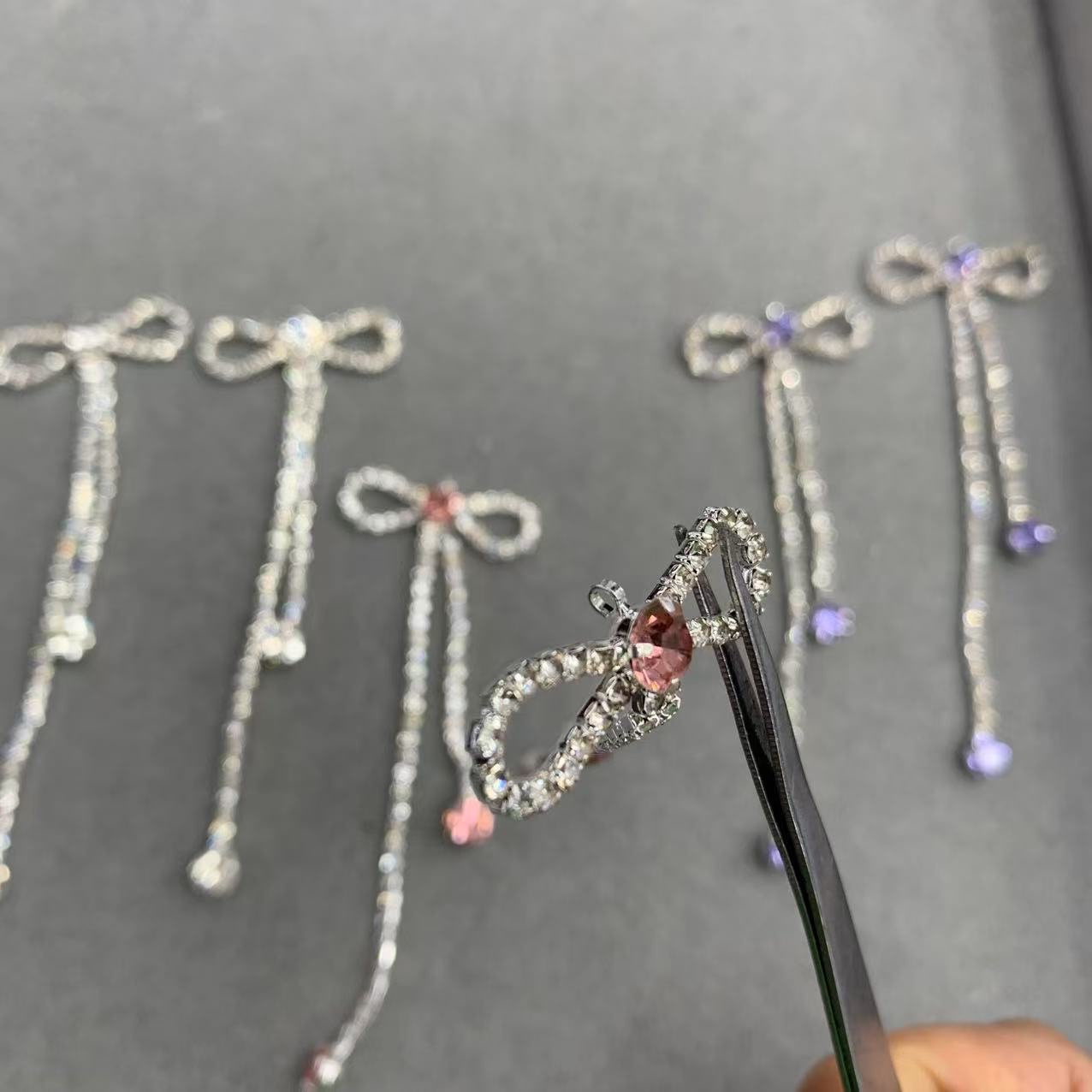 DIY婚纱礼服，头饰饰品配件，手机链DIY白底实物图