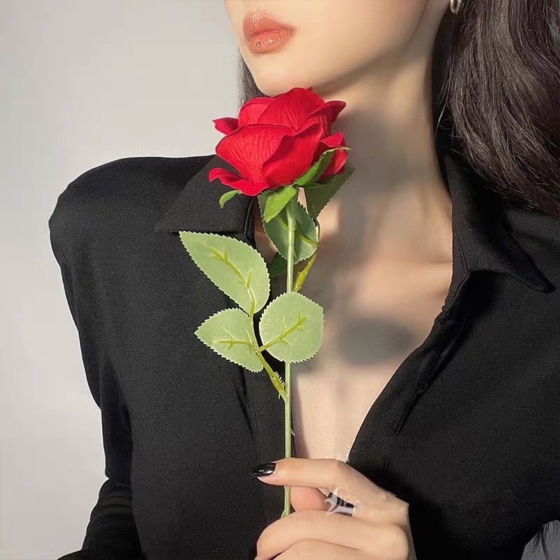 New style red rose artificial flower dried bouquet photo live broadcast Valentine's Day living room dining table flower arrangement decoration artificial flower Teachers' Day Application Scenario