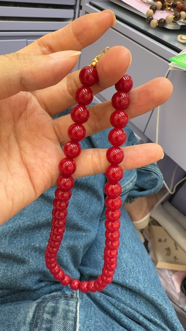 红石榴项链饰品真皮绳项链