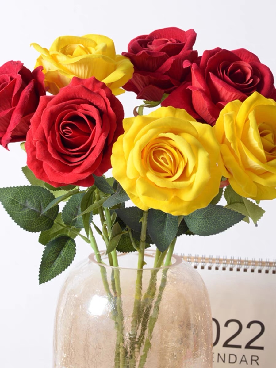 Artificial roses, single large velvet roses, Valentine's Day home flower arrangement, wedding decoration, artificial flowers, artificial flowers Application Scenario