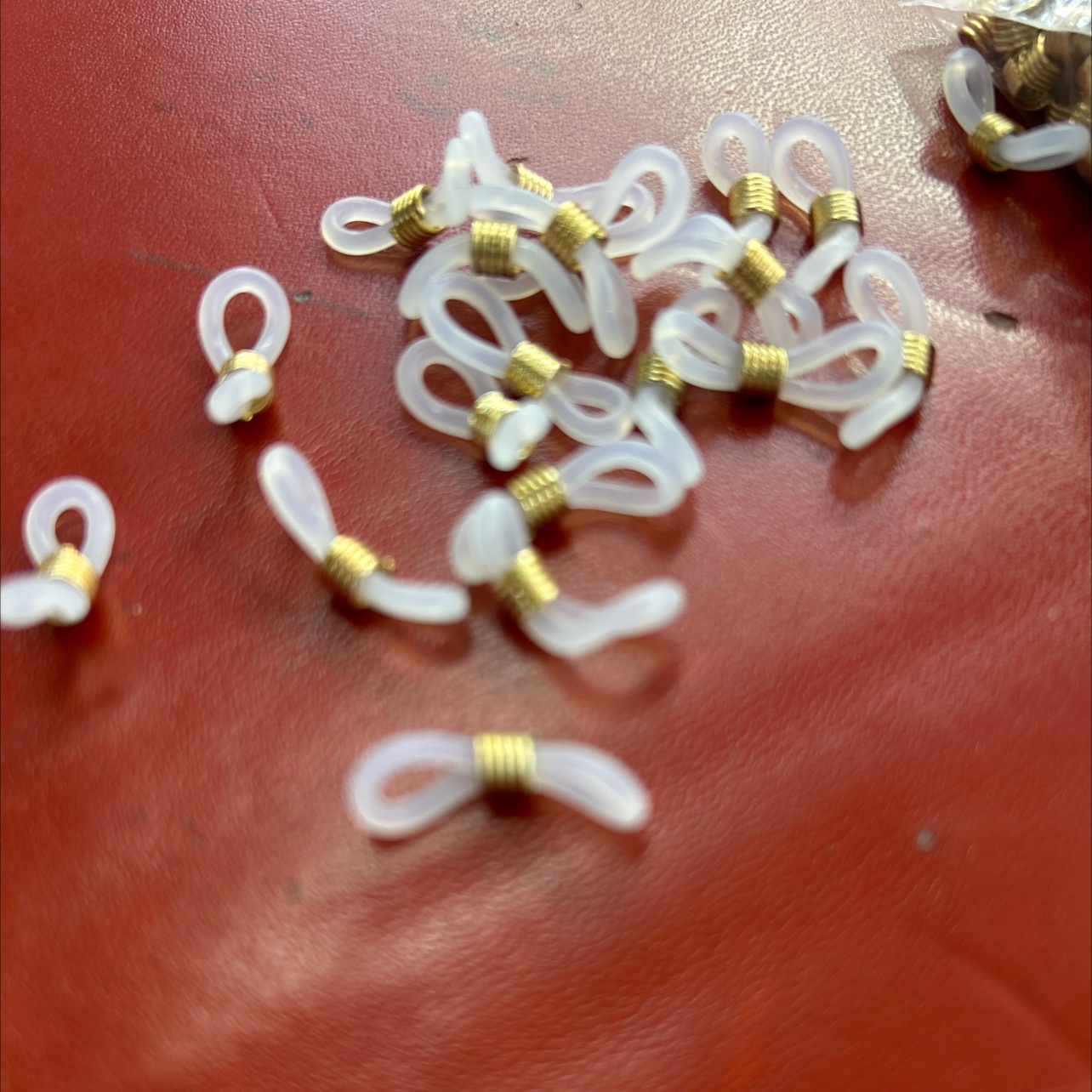 眼镜圈 白色眼镜圈 黑色眼镜圈 硅胶圈 硅胶眼镜圈 1.0*10眼镜圈 塑胶圈 眼镜弹簧圈