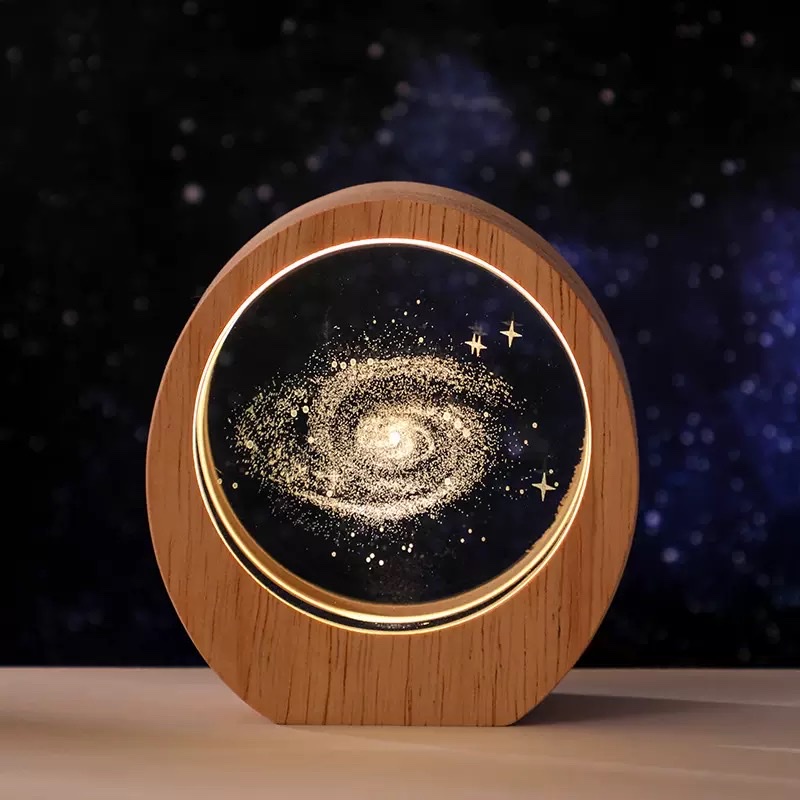 Round wooden-framed night light Specification image