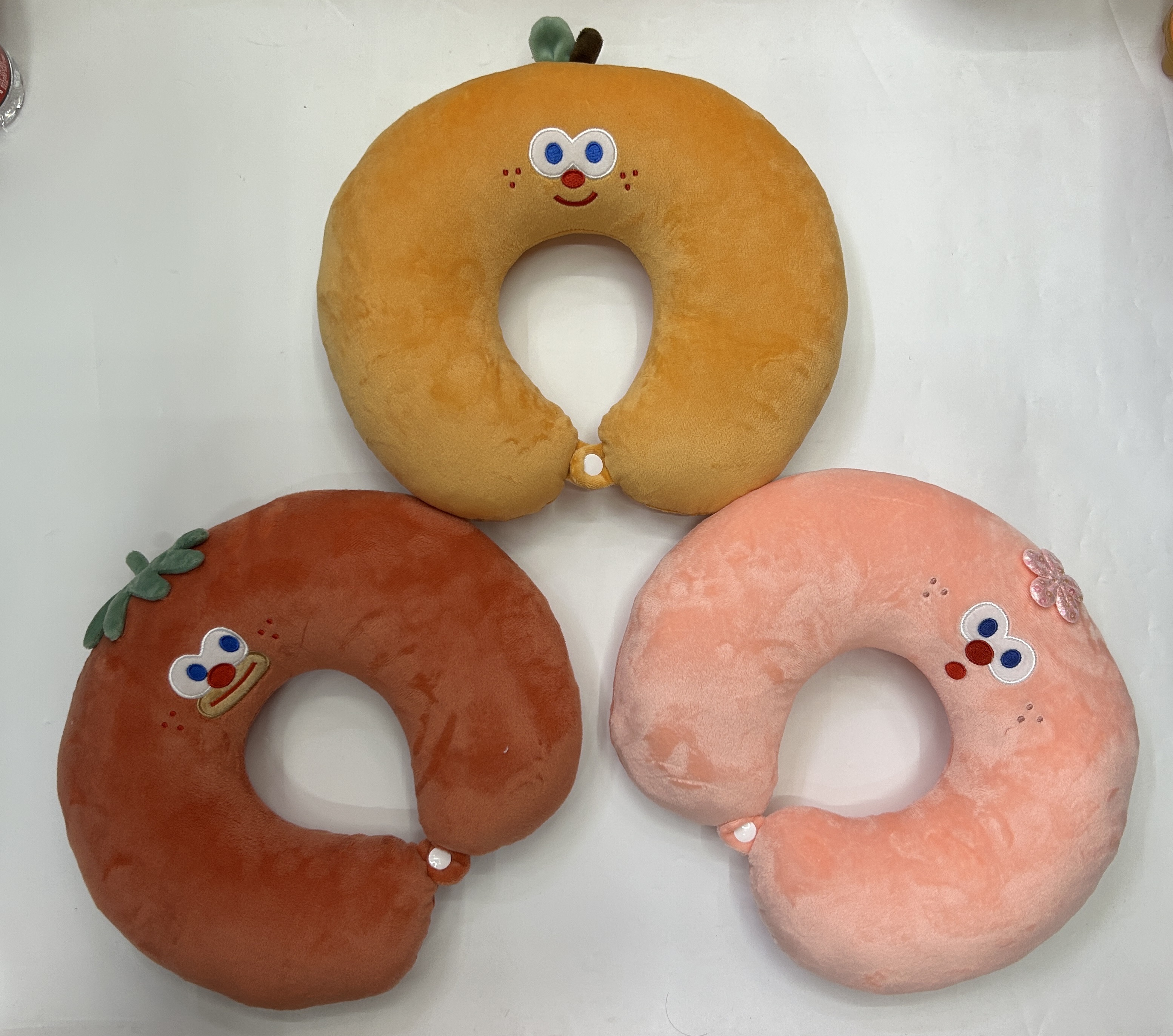 Cartoon U-shaped travel pillow, large throw pillow toy, cartoon throw pillow, children's cushion, gift, giveaway, loose and soft, a great companion for travel detail image 2