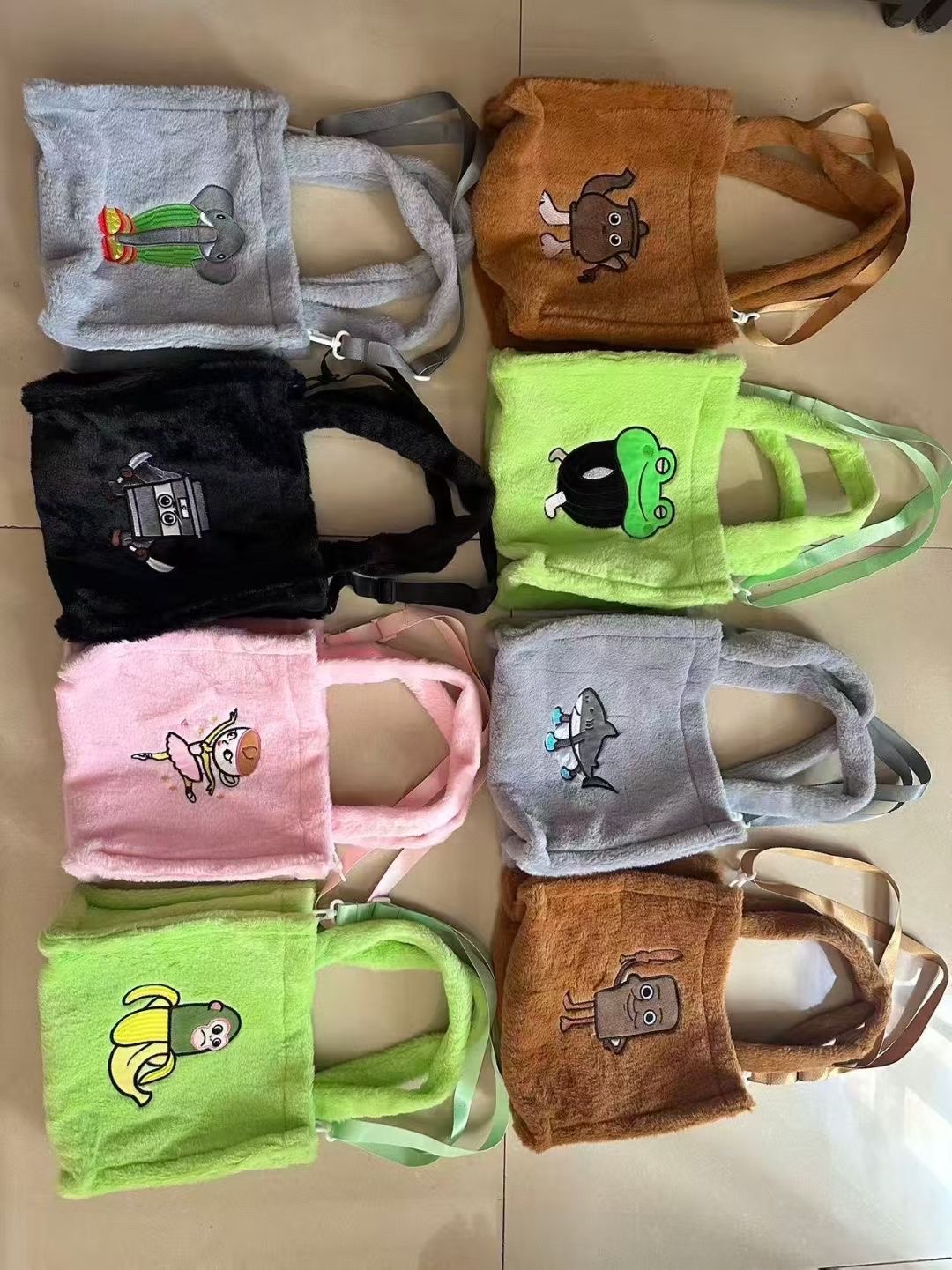 Factory wholesale plush backpacks, cute cartoon and anime children's kindergarten school bags, baby burden reduction toys, backpacks, Shan Hai Jing series Application Scenario