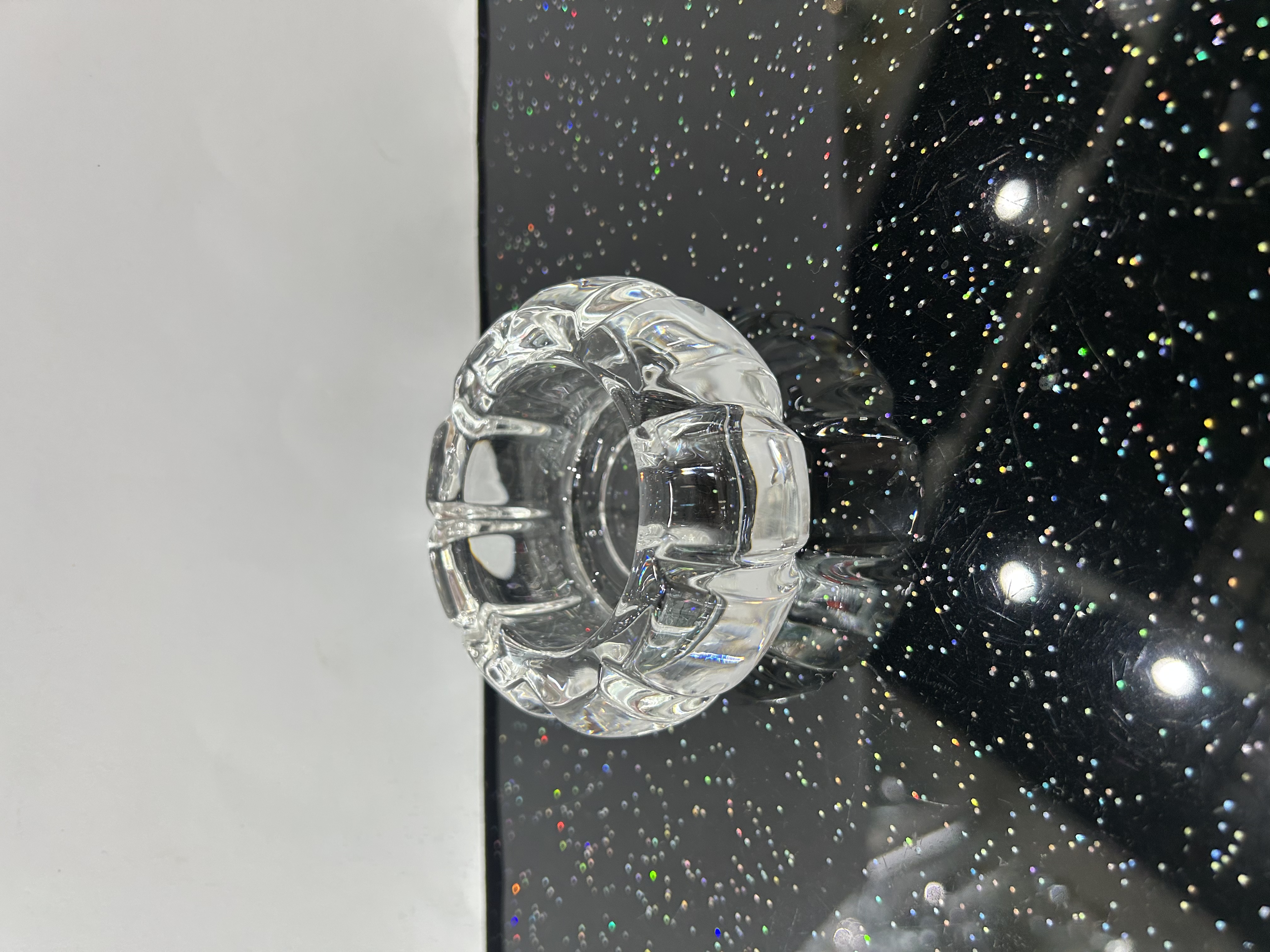 Glass candlestick, lotus-shaped Buddhist item, glass wax table Specification image