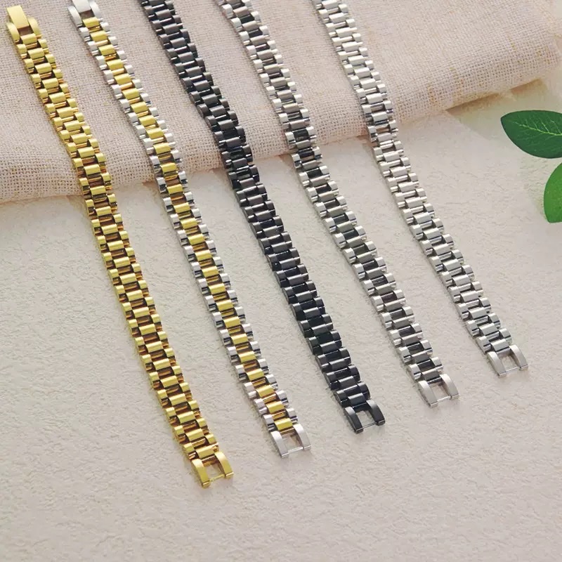 This is a popular cross-border product from Europe and America. It features a simple titanium steel bracelet with a stylish and versatile appearance, as well as a high-end stainless steel accessory