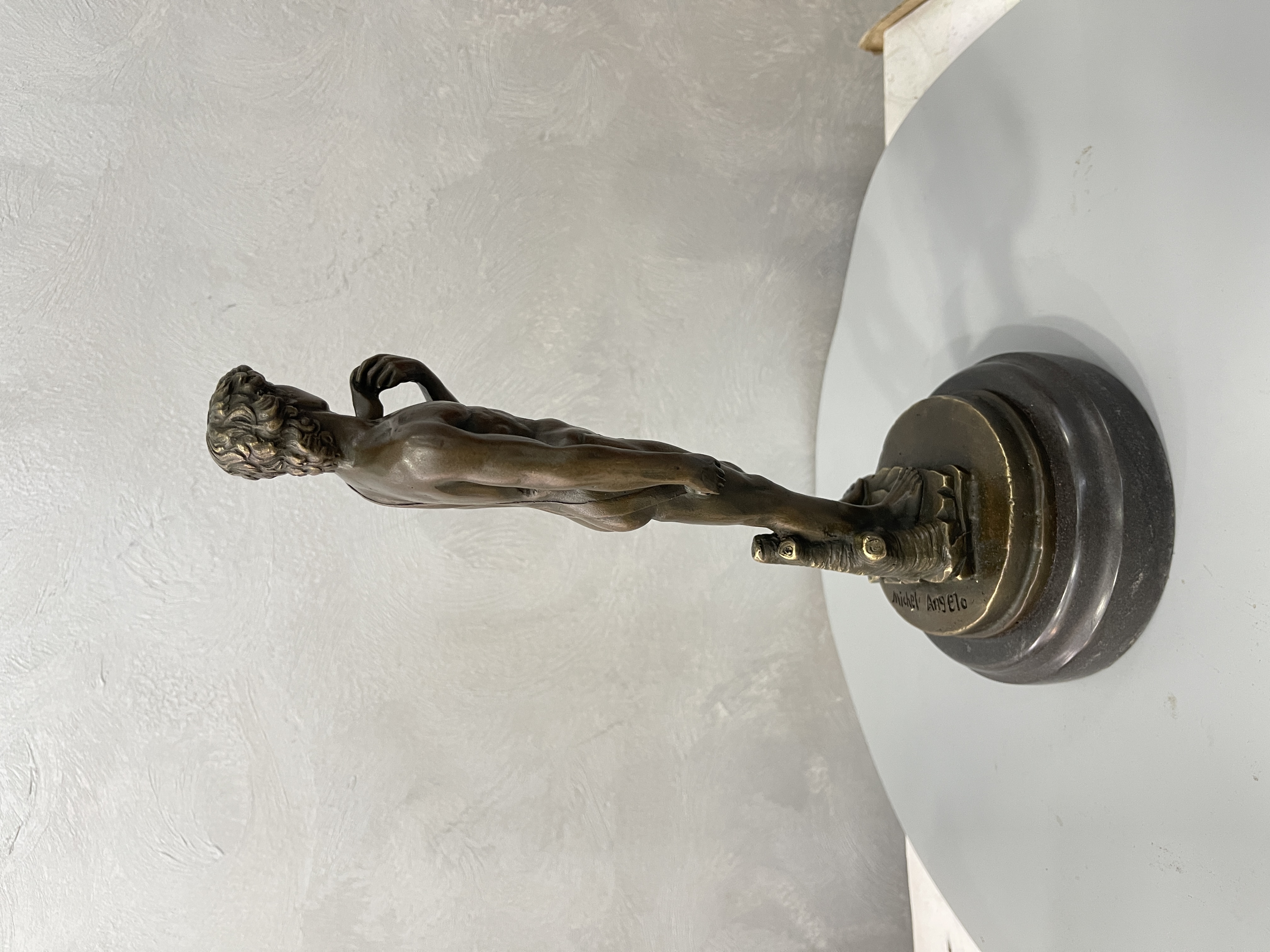 Brass European and American decorative sculpture handicrafts, David statue handicrafts details Picture