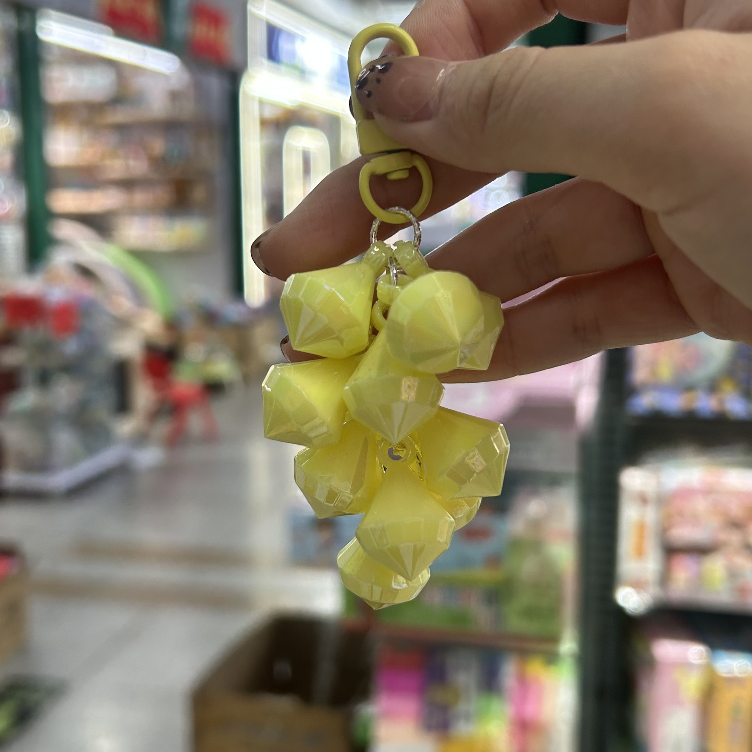 原创设计彩色珠子挂件钥匙扣多巴胺配色创意ins风 亚克力彩虹珠子男女通用礼品多彩钥匙扣挂件配件详情图5