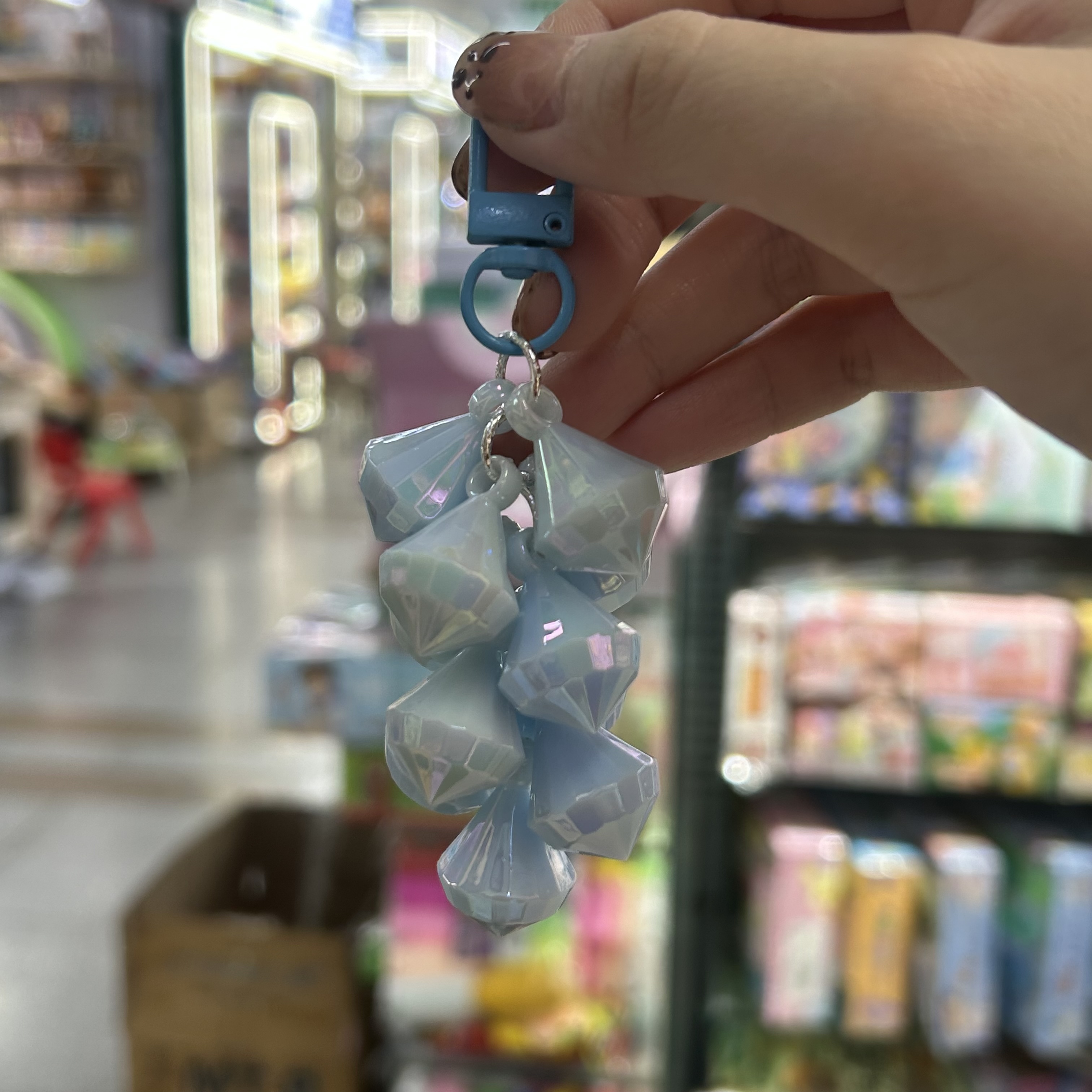 原创设计彩色珠子挂件钥匙扣多巴胺配色创意ins风 亚克力彩虹珠子男女通用礼品多彩钥匙扣挂件配件详情图2