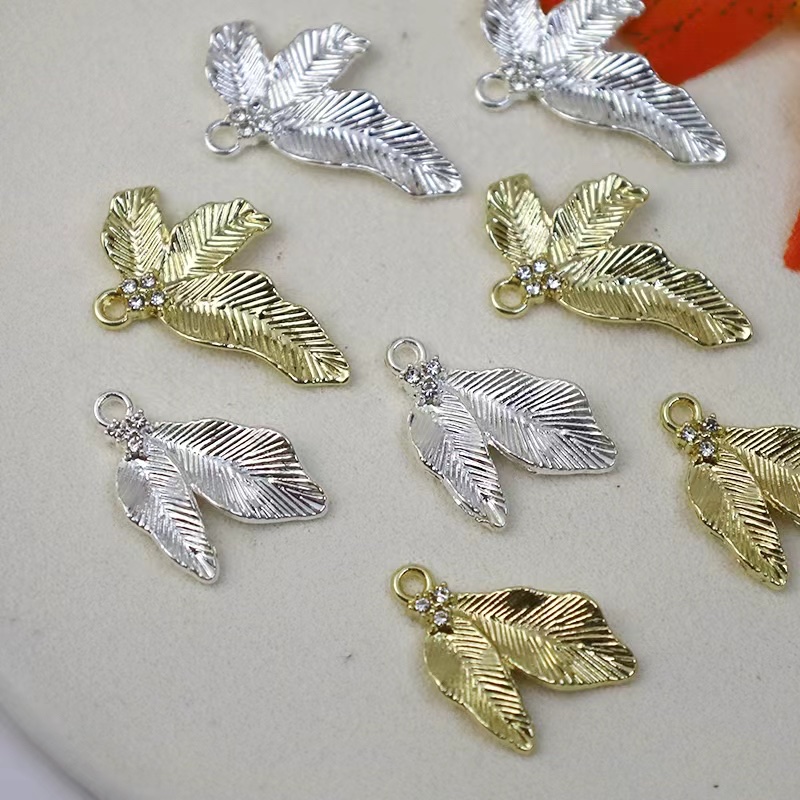 Jewelry accessories, oil-dripping zinc alloy export, butterfly, dragonfly, leaf style diy diamond-encrusted color-retaining bracelets, earrings, hair accessories, versatile, fashionable, new trendy and personalized clothing accessories Item Picture