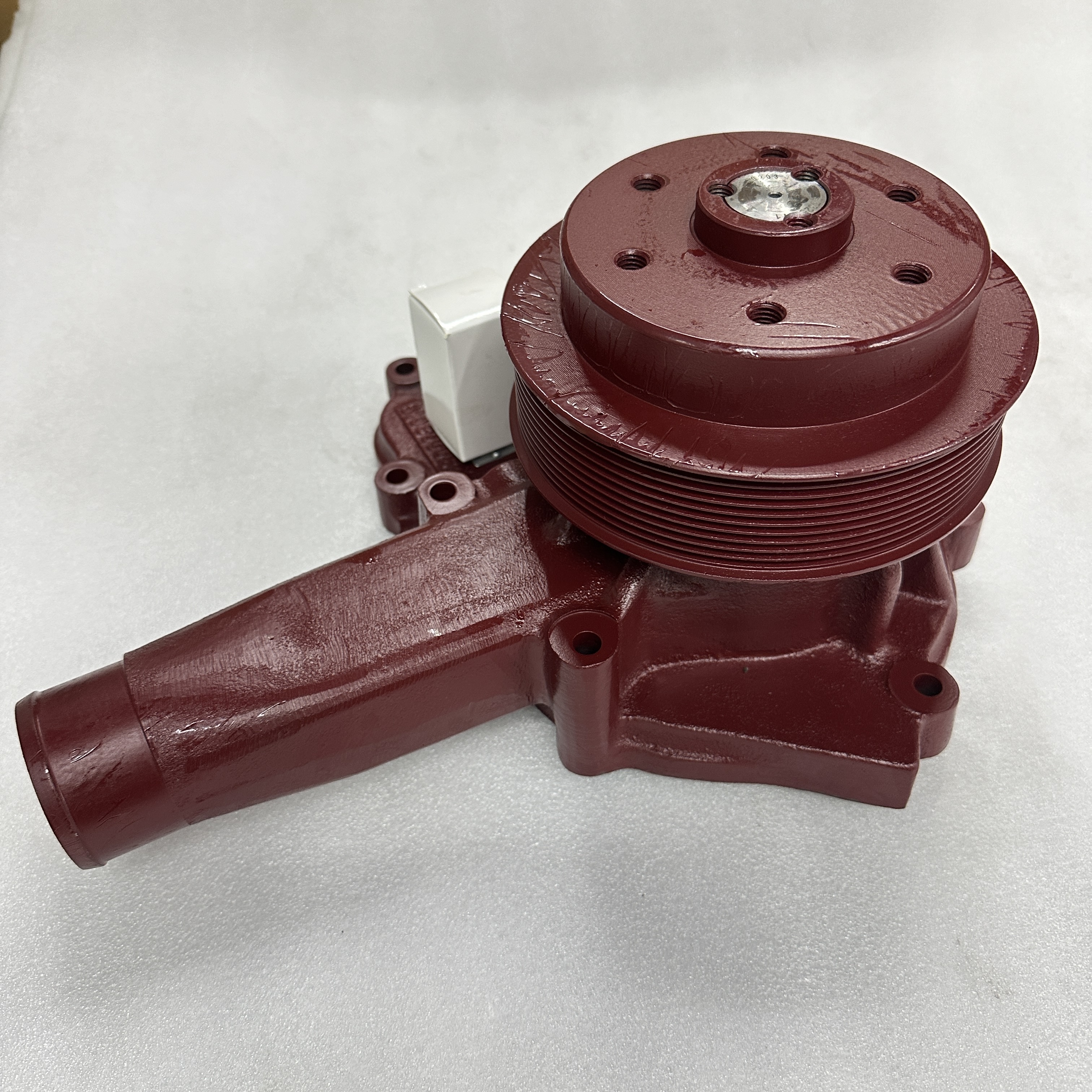 Truck parts are suitable for Weichai series WD615 engine cooling water pump 610800060284
