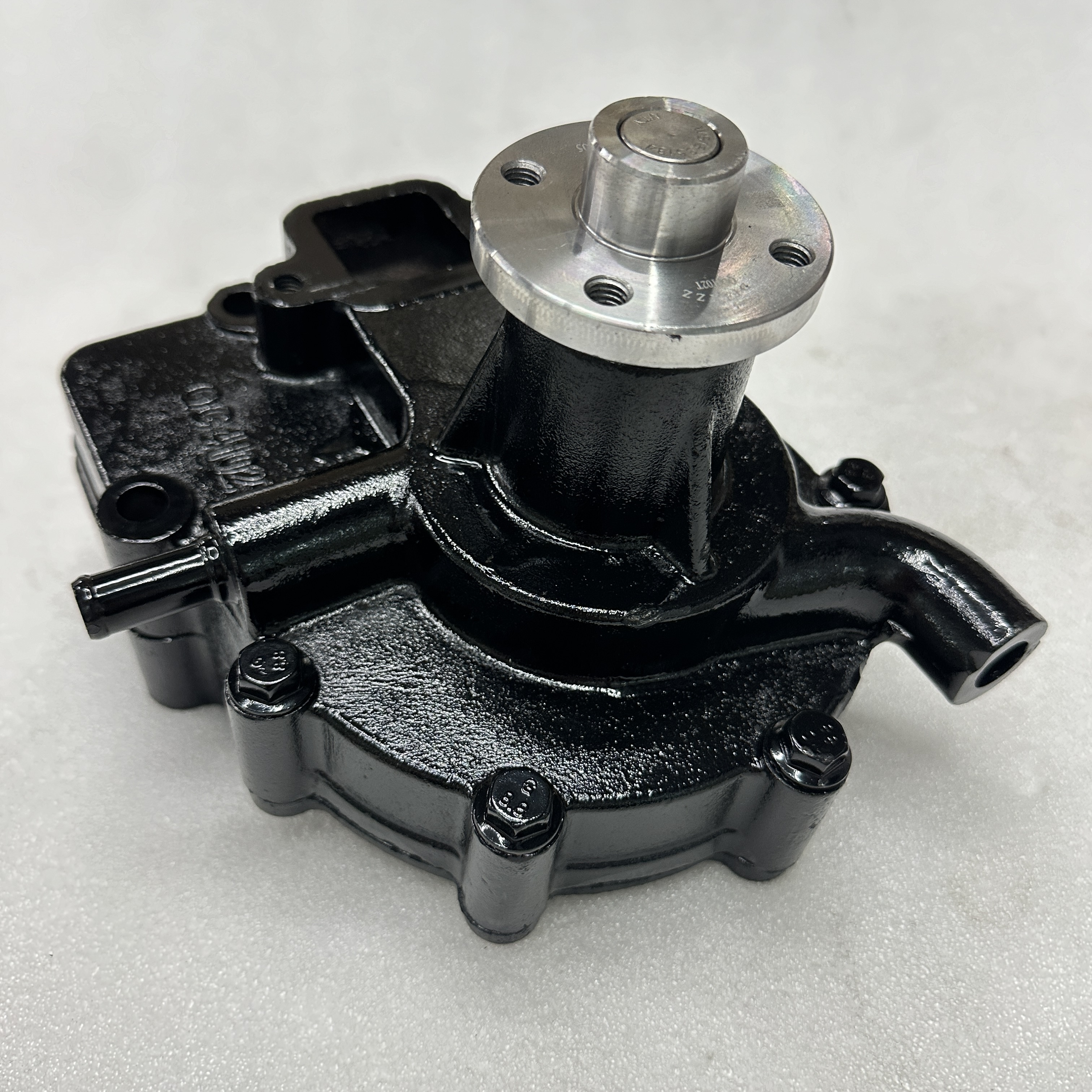 Truck parts are suitable for the new Chai series engine cooling water pump 4K39T-42000 Application Scenario