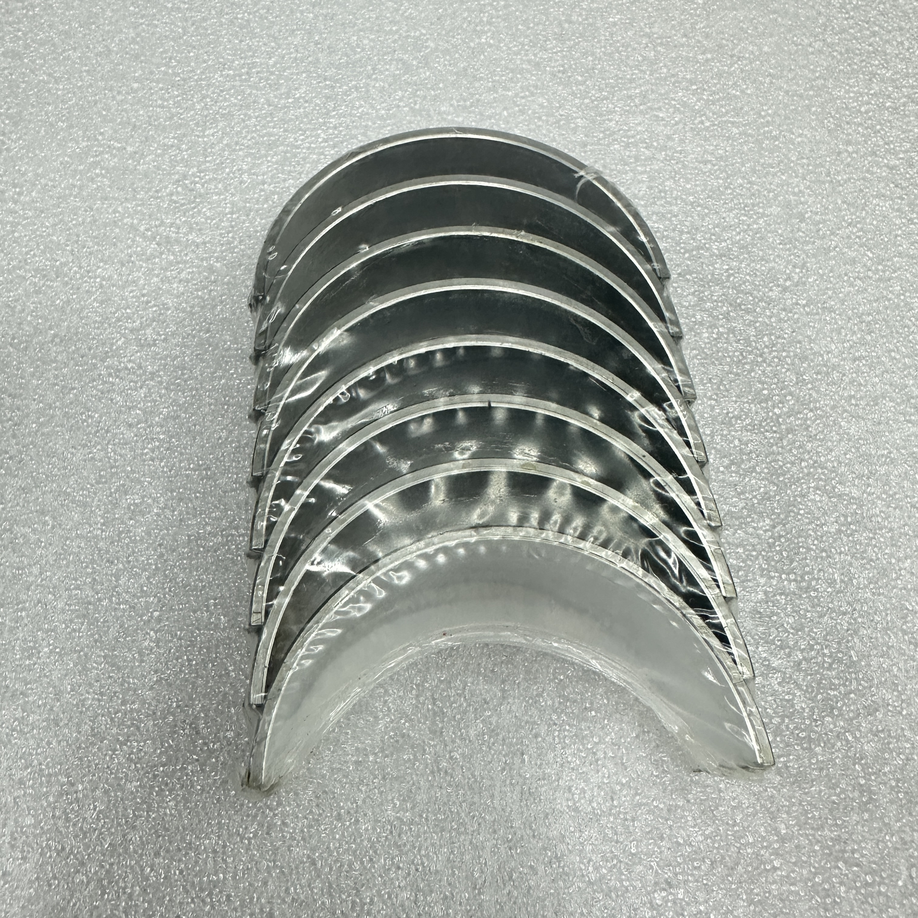 Excavator parts are suitable for YANMAR 4TNE6 engine connecting rod bearing shells 123900-03600