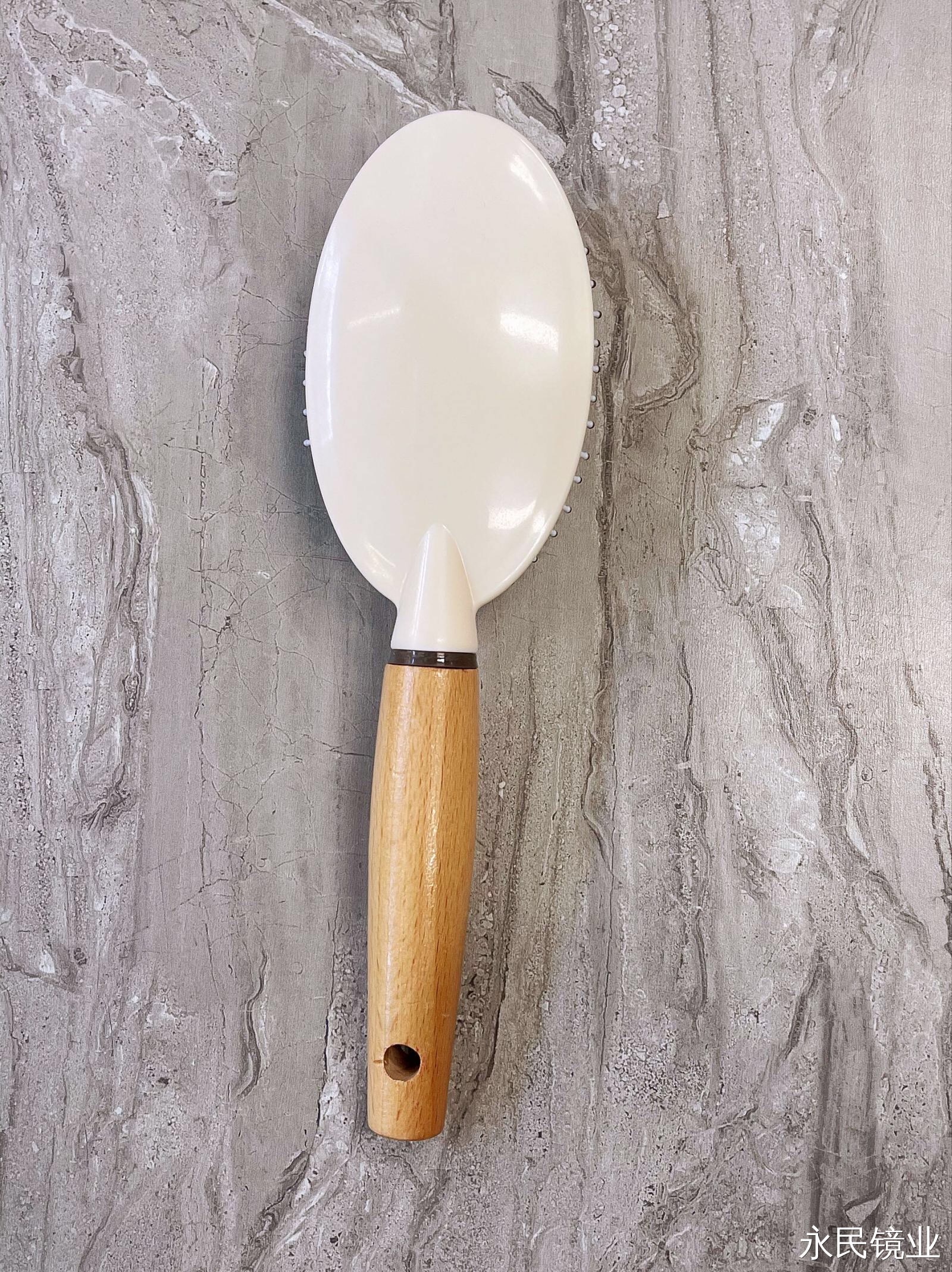 【永民镜业】9551-木柄（尖柄）美发梳 轻松梳理打造完美发型 保护头发健康梳子时尚设计便捷式细节图