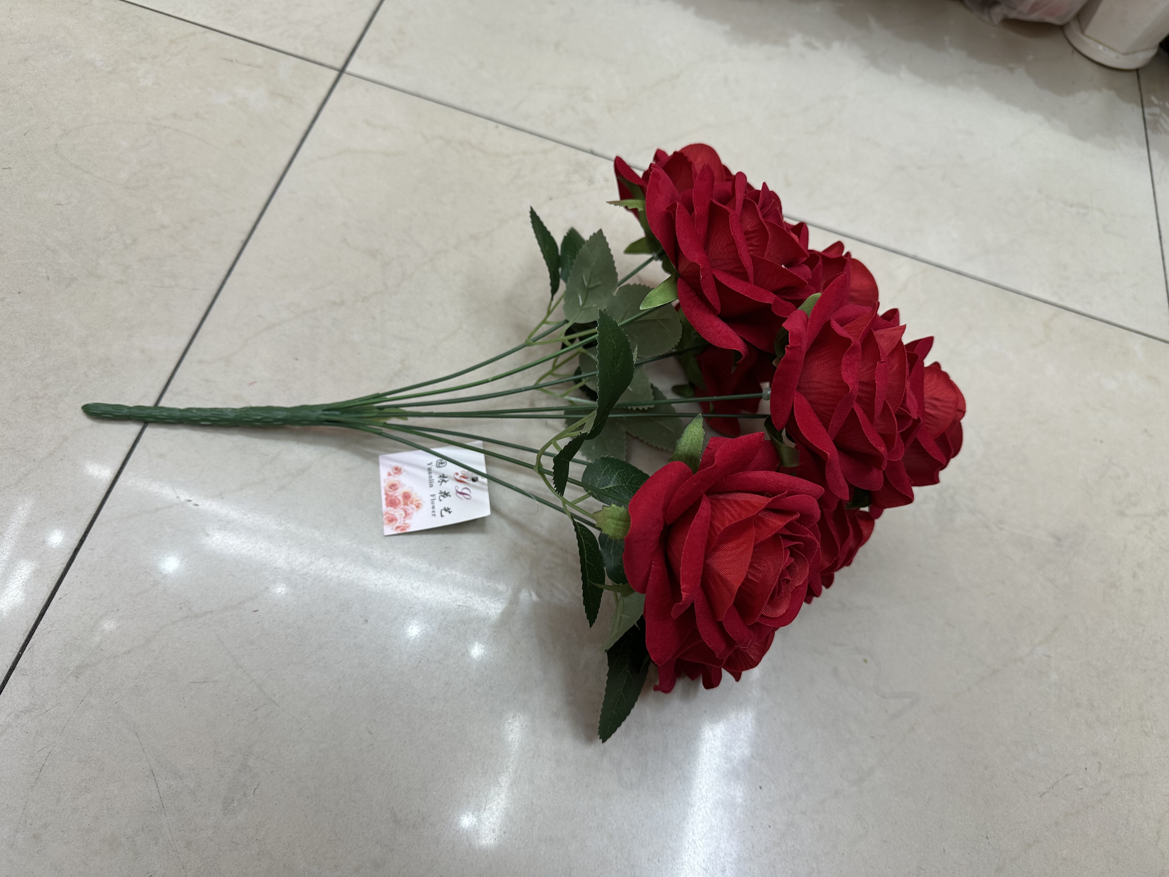 塑料工艺品实物图