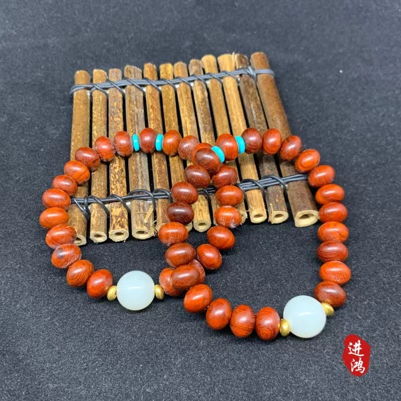 Chinese-style blood sandalwood luminous bead bracelet, new Chinese-style sandalwood old-style bead plain ring cultural play Buddhist bead bracelet, woven bracelet Item Picture