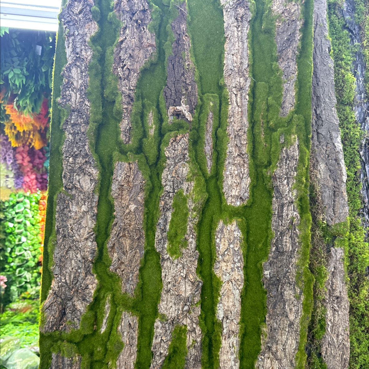 Pipe decoration, tree bark covering, sewer pipe shading and beautification, artificial creative simulation, artificial tree bark columns, indoor landscaping