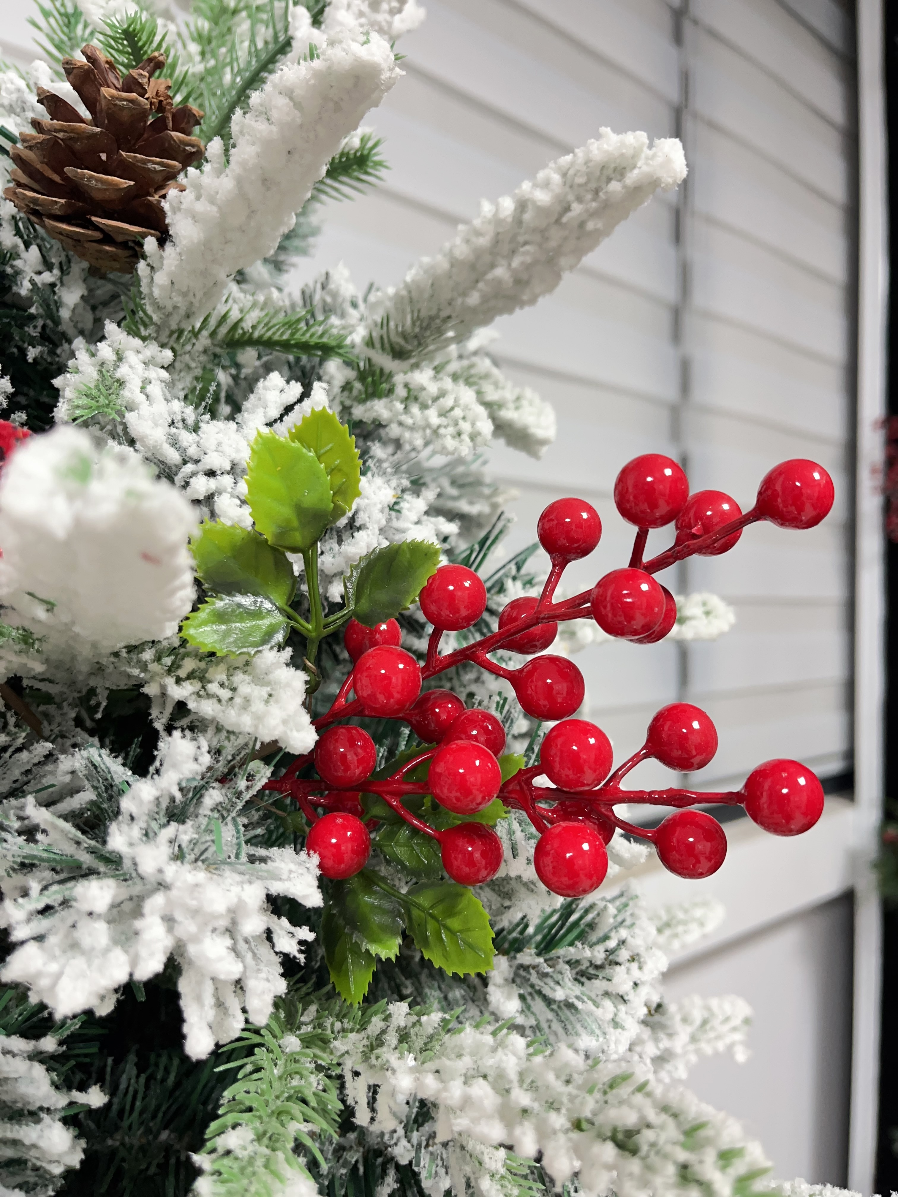 跨境电商亚马逊外贸热销圣诞节装饰品圣诞花圣诞花环圣诞树装饰挂件圣诞节必备红果圣诞树圣诞用品详情图3