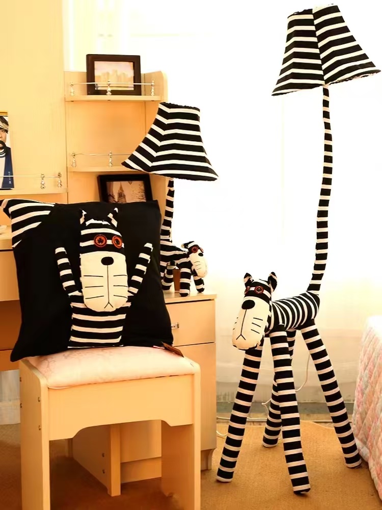 Cartoon animal children's floor lamp, creative floor lamp