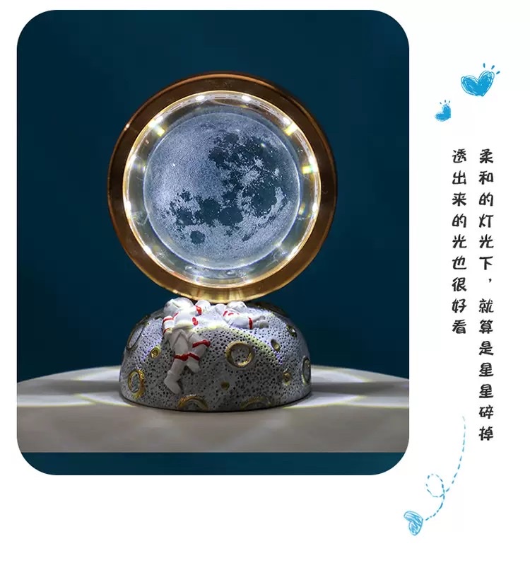 Astronaut Crystal Ball Night light detail image 14