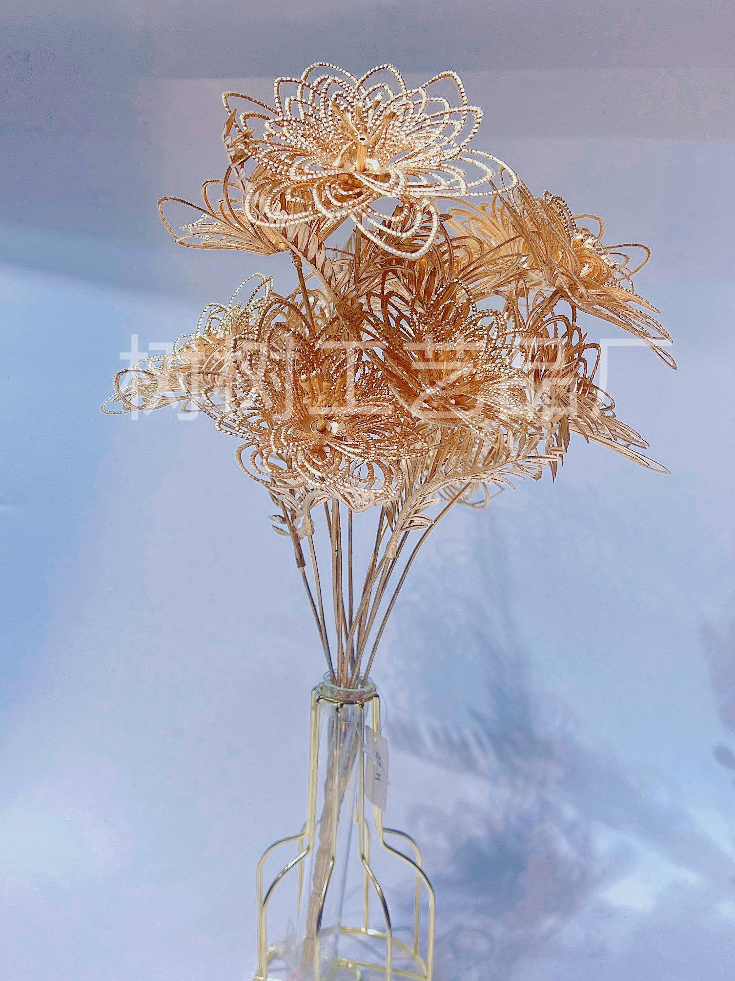 Golden pearl artificial flowers, handcrafted flowers, Christmas flowers, home decoration flower accessories, Christmas flower decoration accessories, bouquets, plastic flowers, artificial flowers, plastic