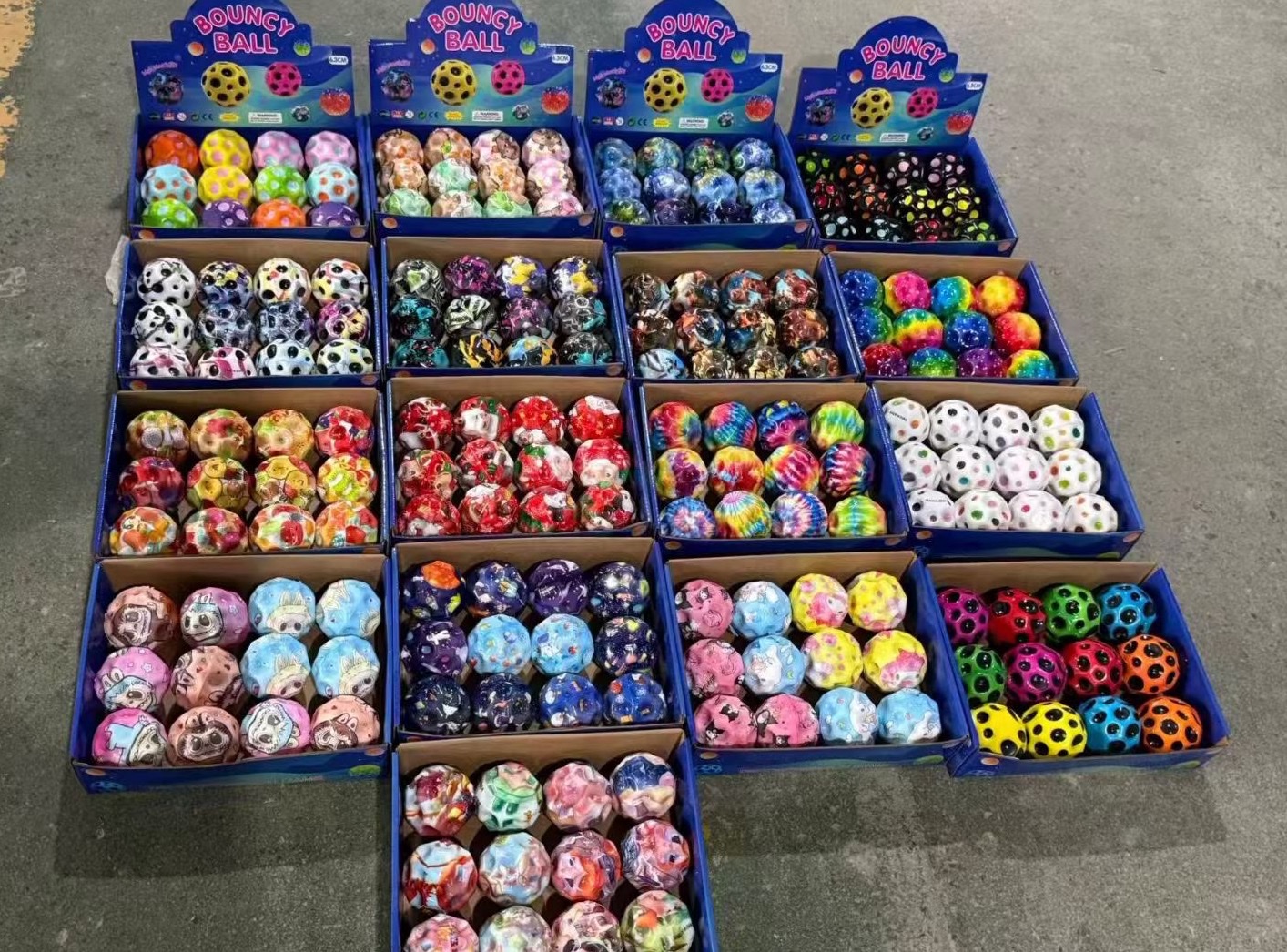 洞洞洞球益智玩具儿童益智创意卡通动脑玩具