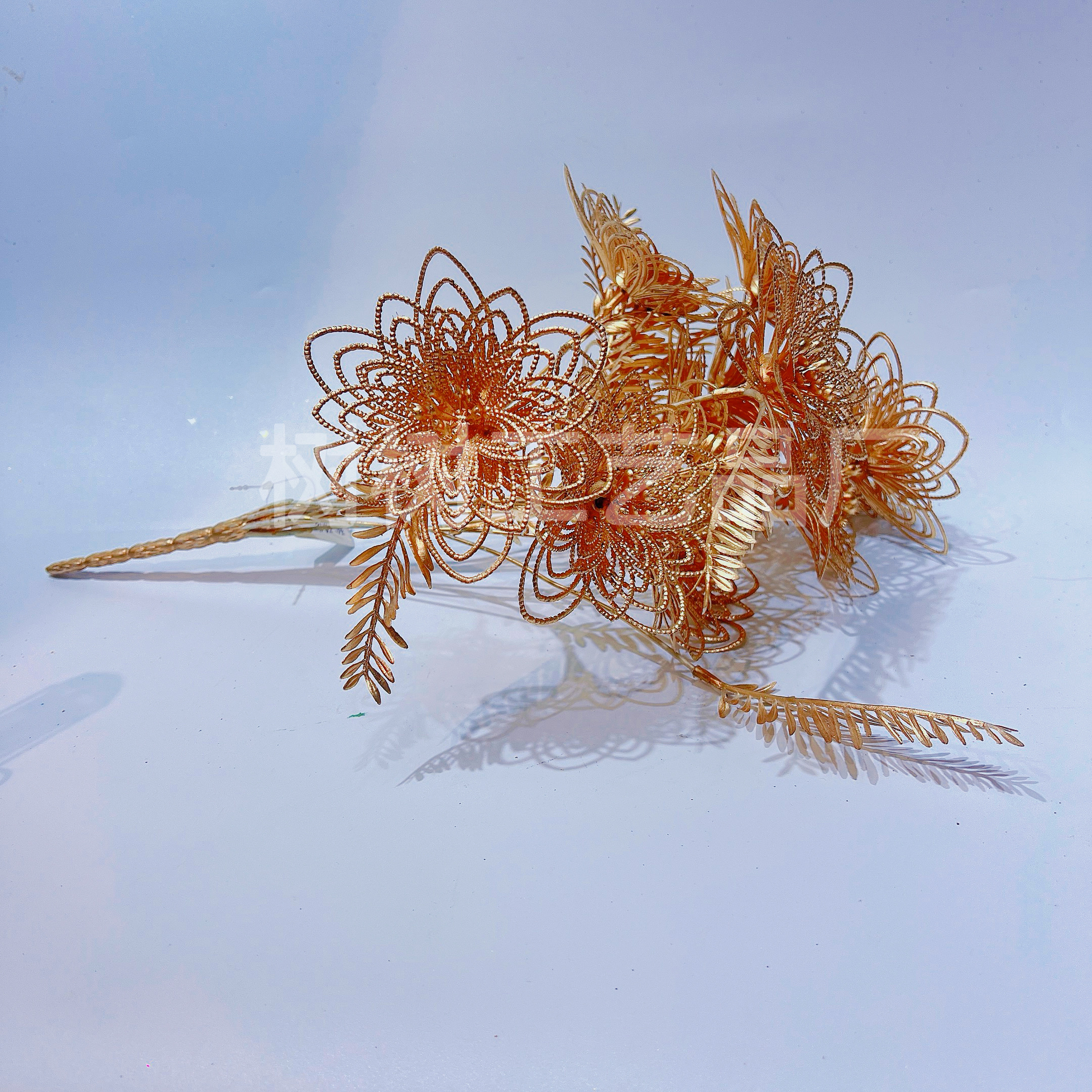 Golden pearl artificial flowers, handcrafted flowers, Christmas flowers, home decoration flower accessories, Christmas flower decoration accessories, bouquets, plastic flowers, artificial flowers, plastic Item Picture