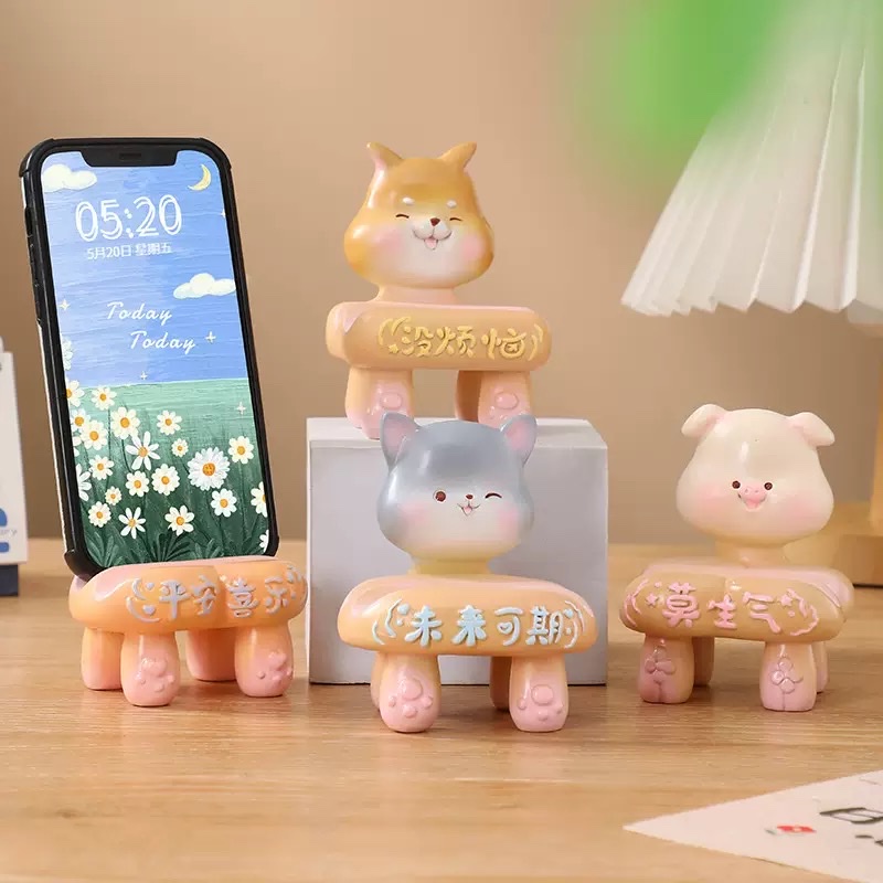 Small animal resin mobile phone stand