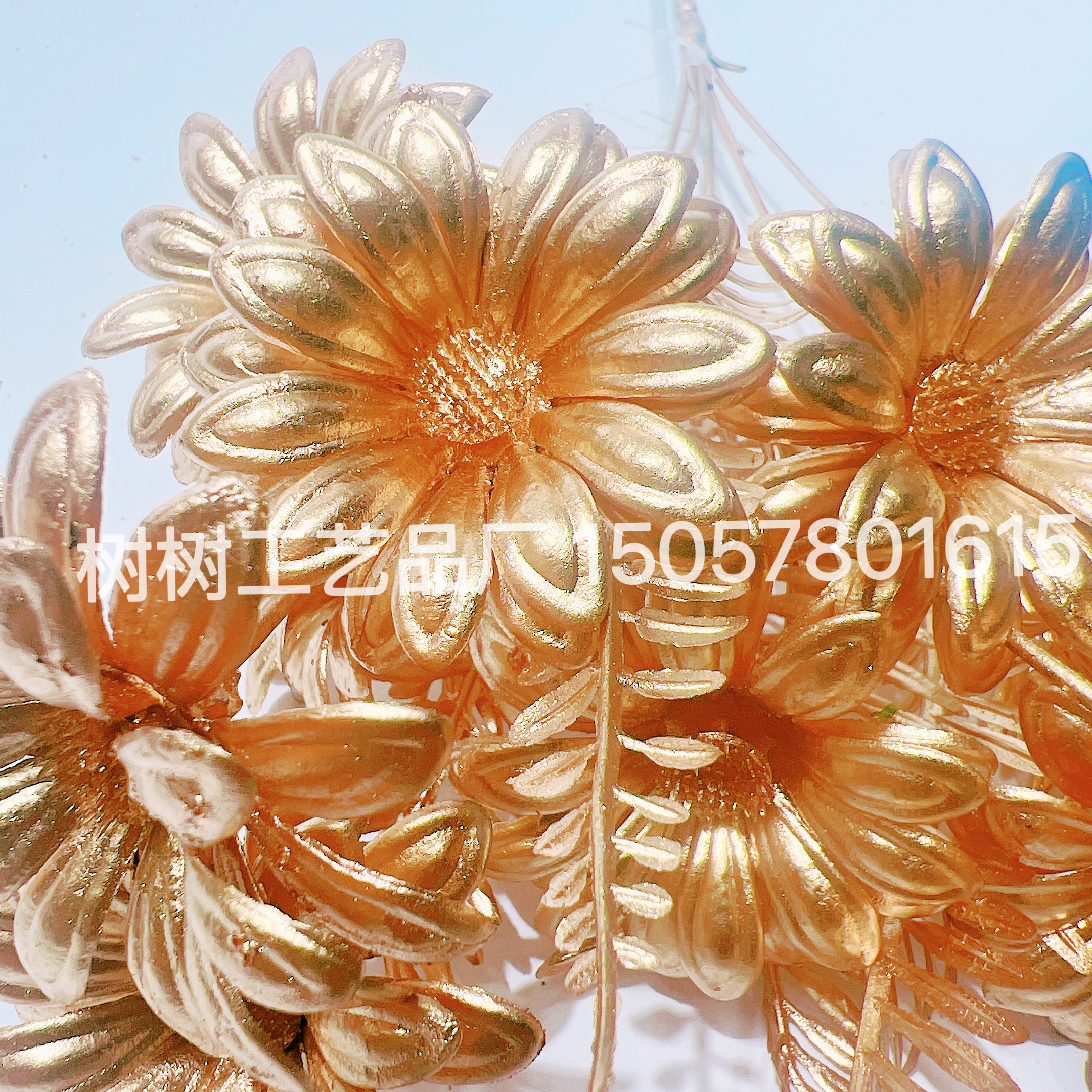 Golden sunflower artificial flowers, Christmas flowers, handmade flowers, home decoration accessories, Christmas flower accessories, gift accessories, festival gift accessories, pu bouquets, plastic flowers, artificial flowers, man-made flowers, plastic artificial flowers Specification image