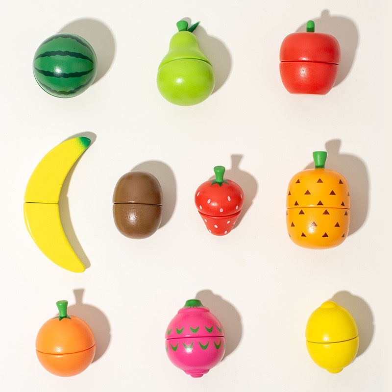 Children's magnetic wooden cutting, vegetable and fruit food cutting, fun toys, and simulated house kitchen game Application Scenario