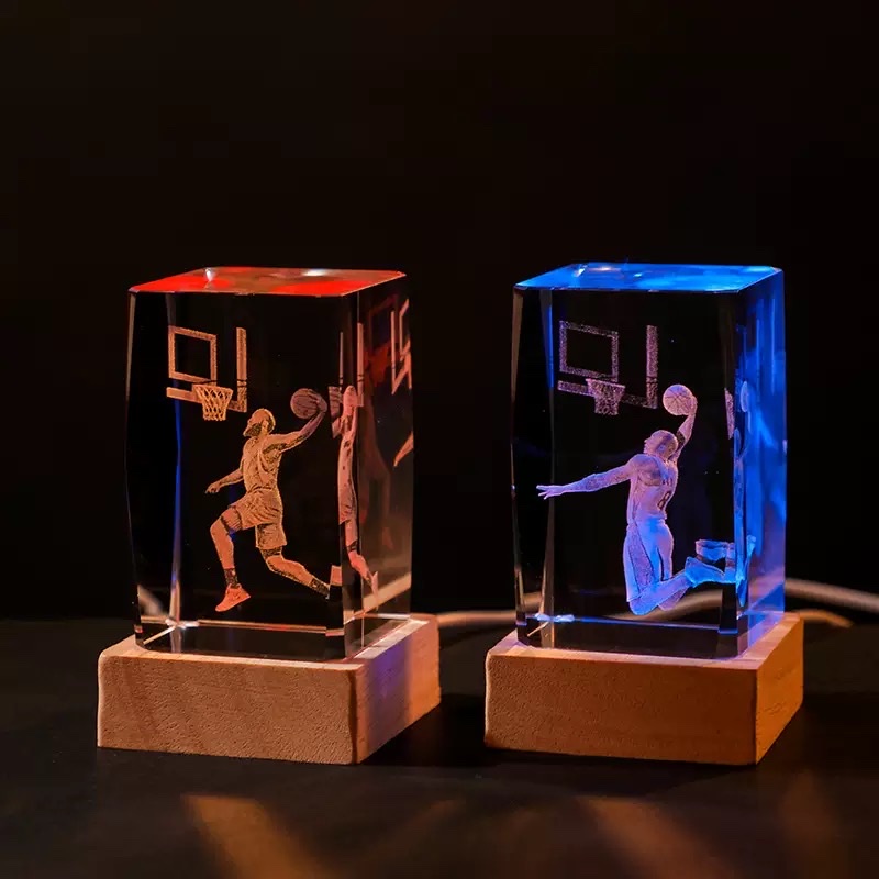 厂家批发 NBA球星科比詹姆斯手办水晶柱内雕桌面装饰摆件颁奖礼品细节图